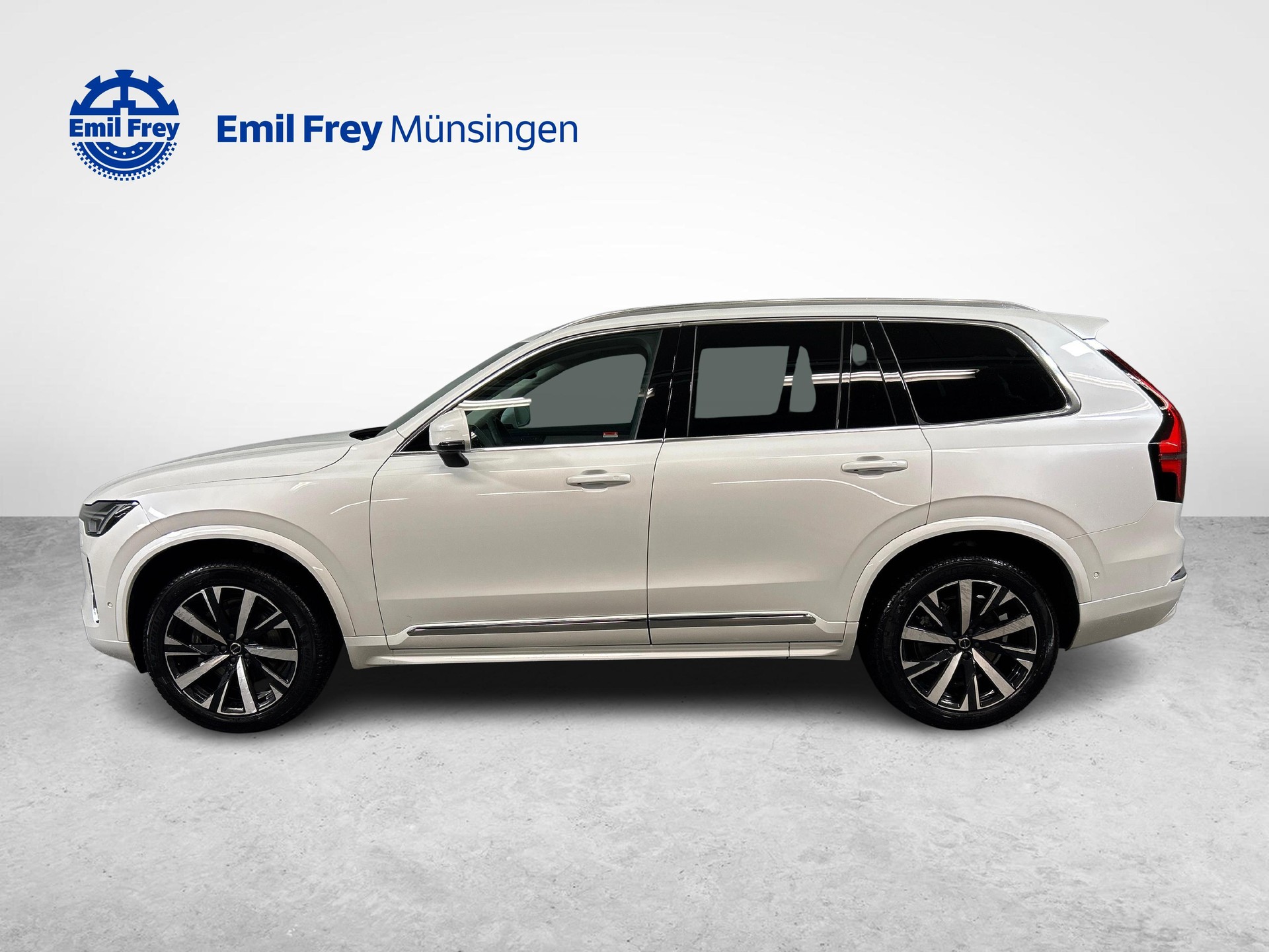 VOLVO XC90 2.0 B5 MH Plus Bright AWD-image-5