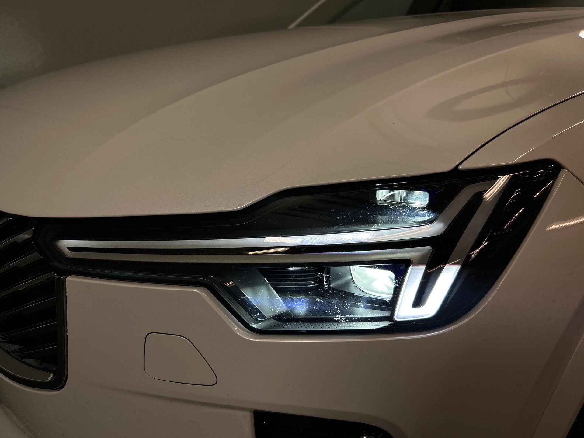 VOLVO XC90 2.0 B5 MH Plus Bright AWD-image-15
