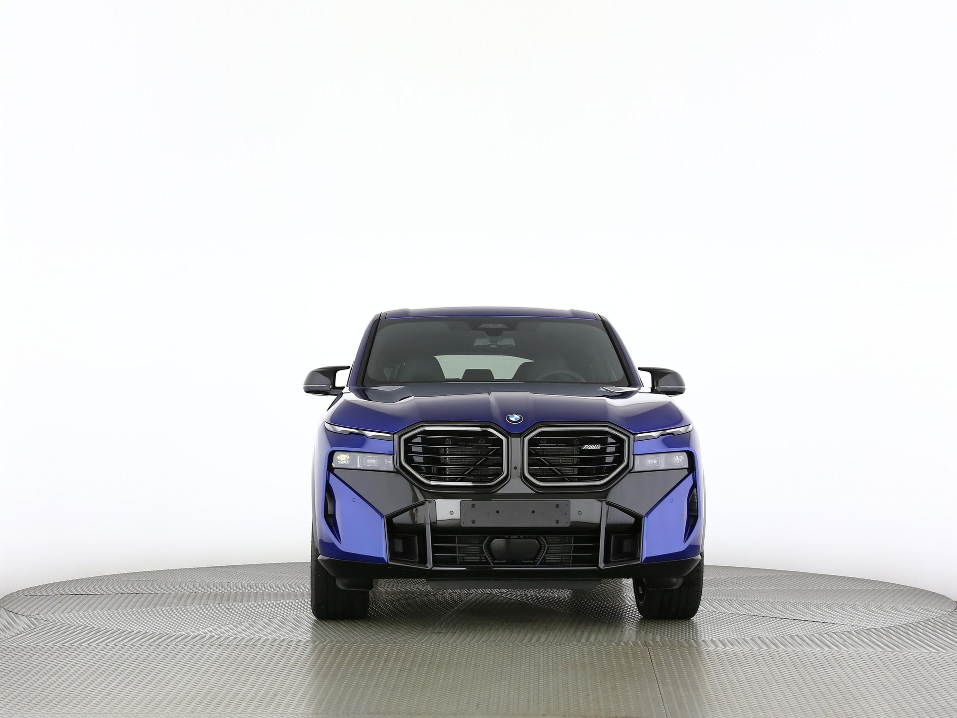 BMW XM 50e Plug-in Hybrid-image-29