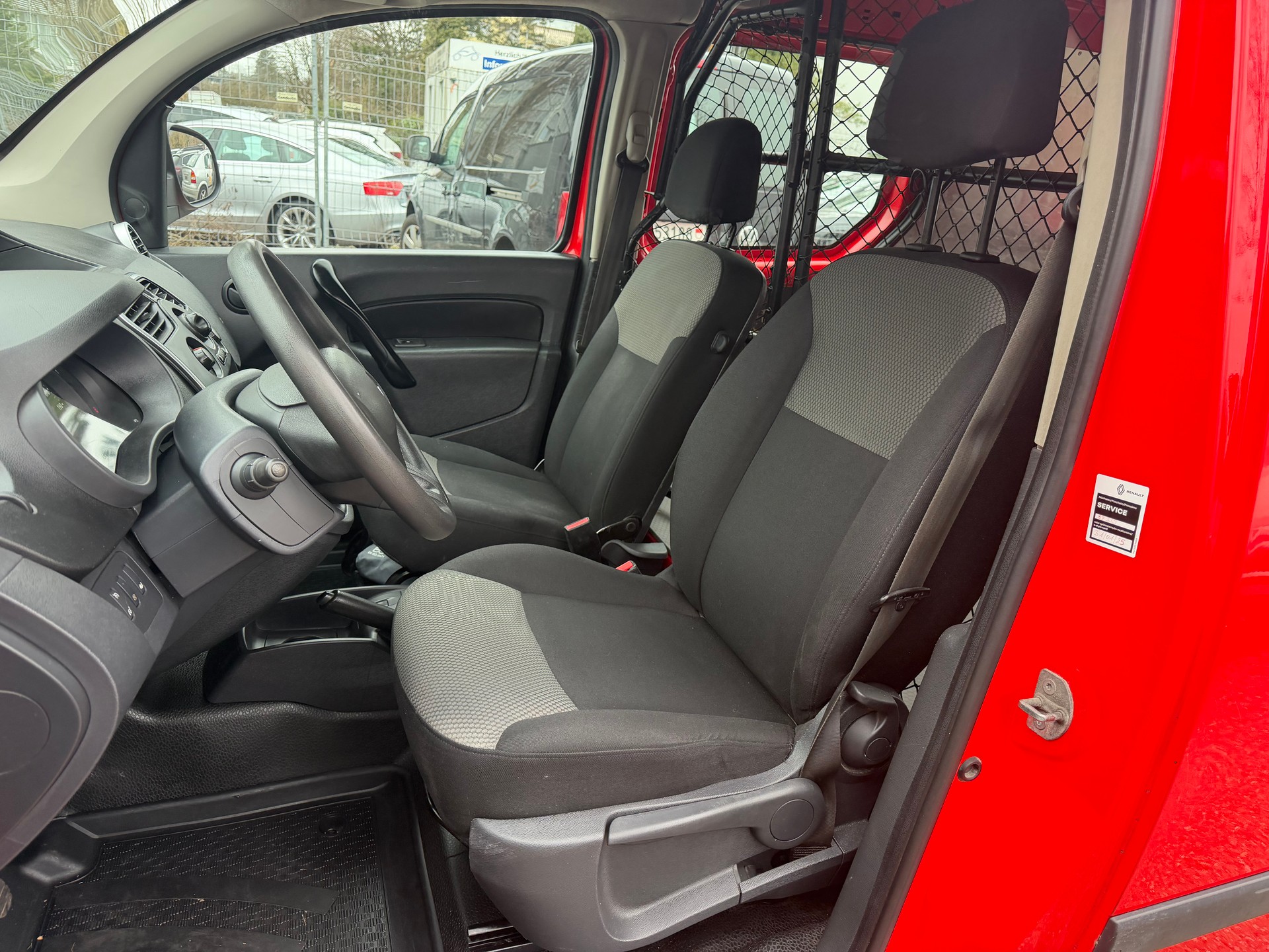 RENAULT Kangoo Medium dCi 95 ENERGY Access ** 2-Plätzer ** Anh-Kupplung Fix ** PDC Hinten ** Frisch Ab MFK-image-2