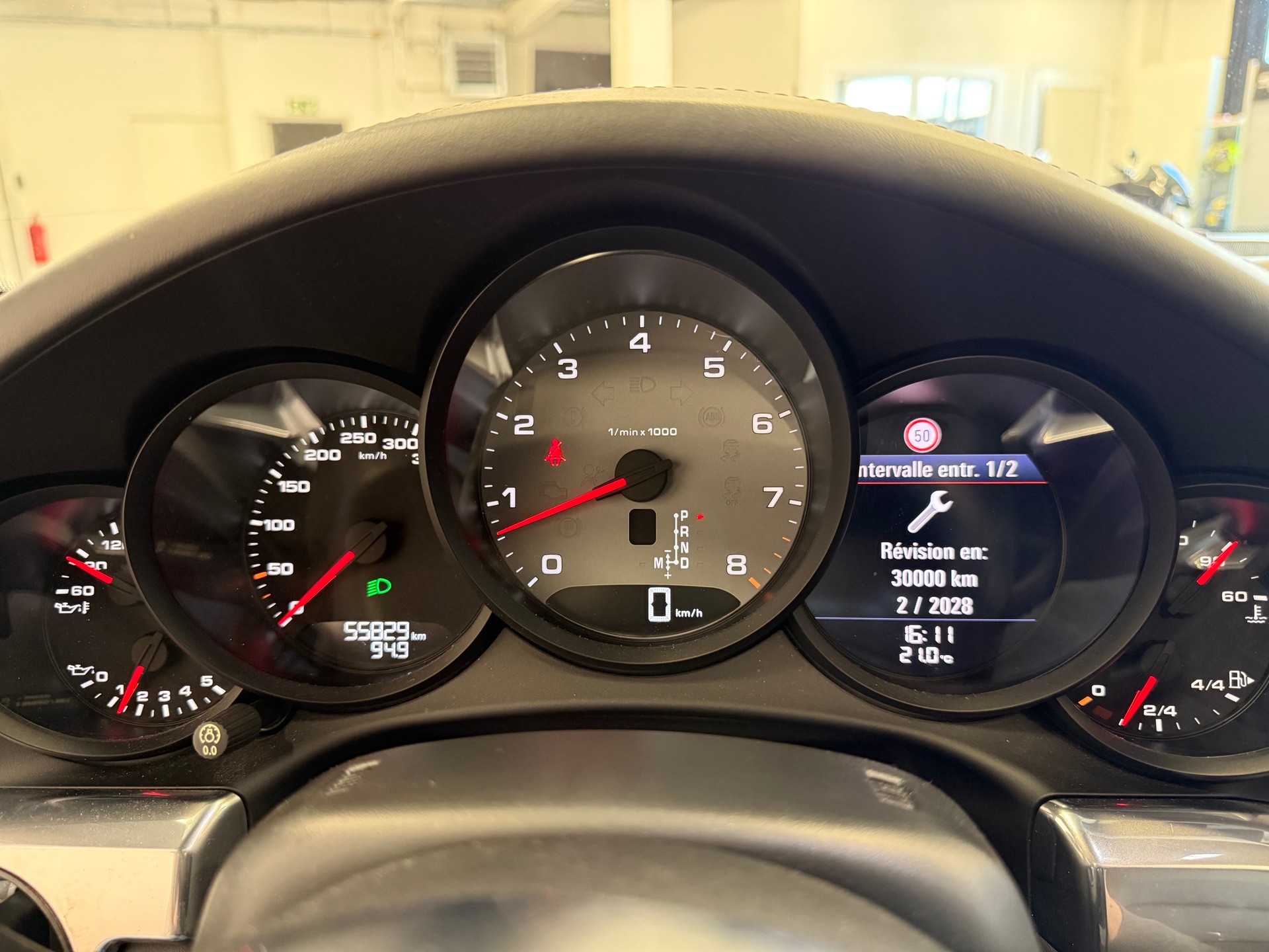 PORSCHE 911 Carrera 4S PDK fulls black modèle 2017 CH Auto-image-20