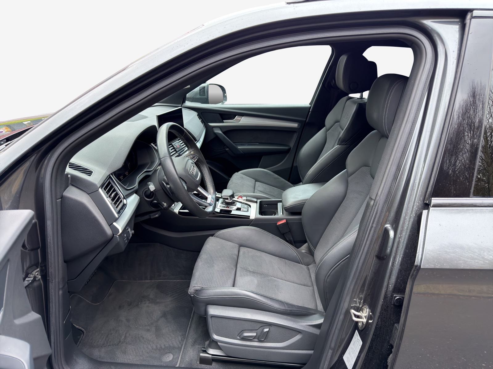 AUDI Q5 50 TFSI e PHEV S line quattro S-tronic-image-8