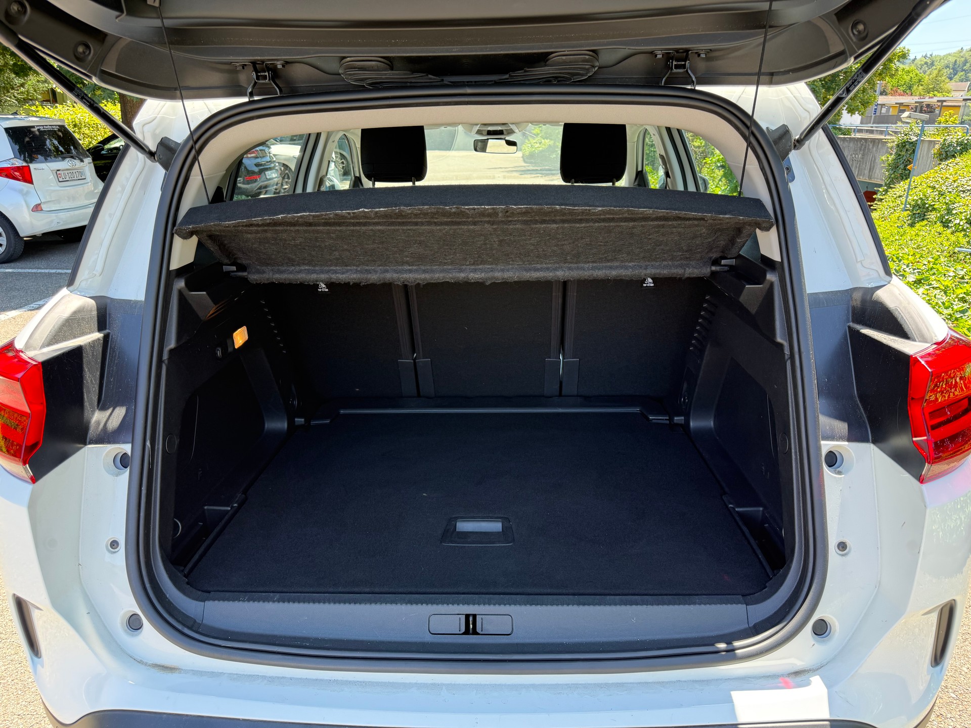 CITROEN C5 Aircross 1.5 BlueHD Swiss Edition EAT8-image-7