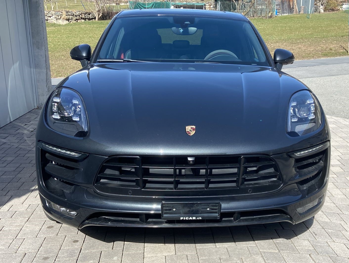 PORSCHE Macan GTS PDK-image-1