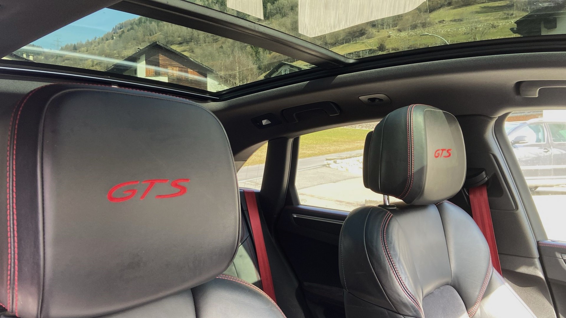 PORSCHE Macan GTS PDK-image-7