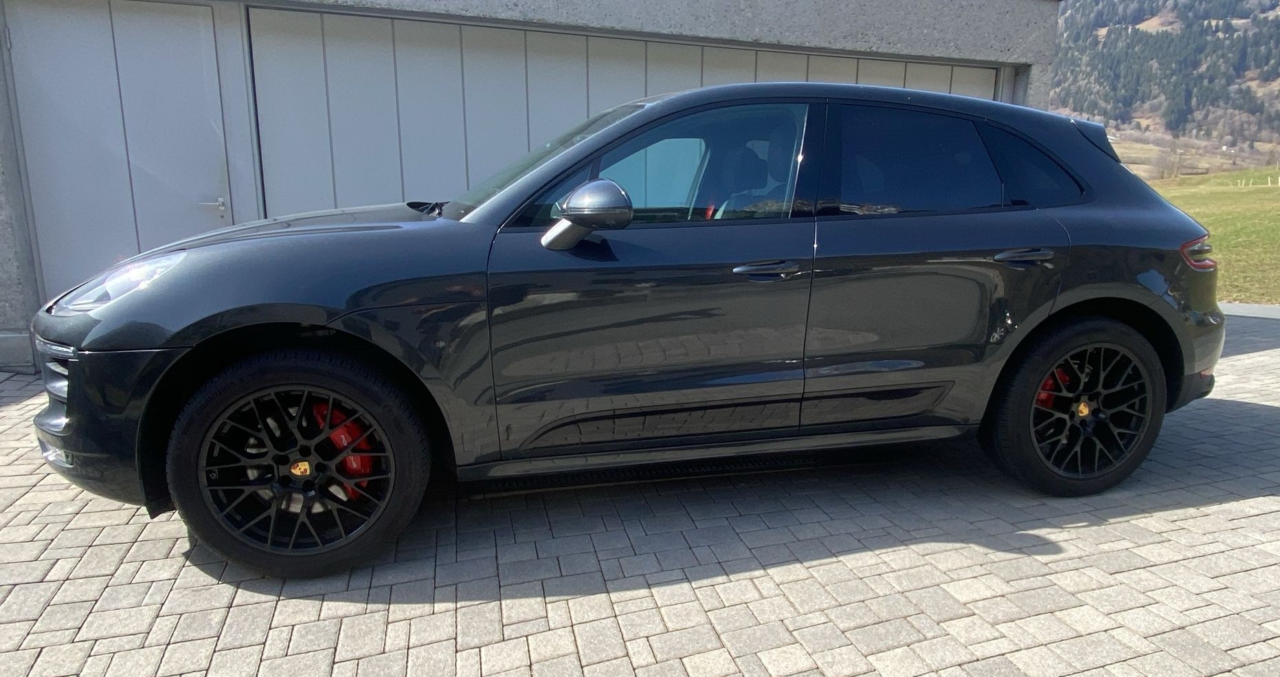 PORSCHE Macan GTS PDK-image-2