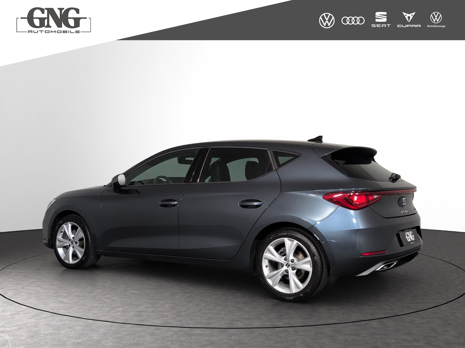 SEAT Leon 1.5 eTSI mHEV DSG FR-image-1