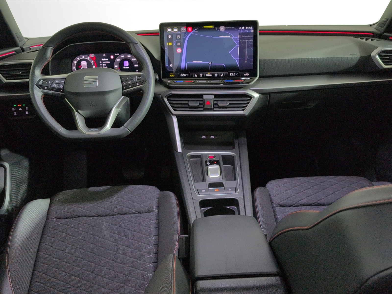 SEAT Leon 1.5 eTSI mHEV DSG FR-image-8