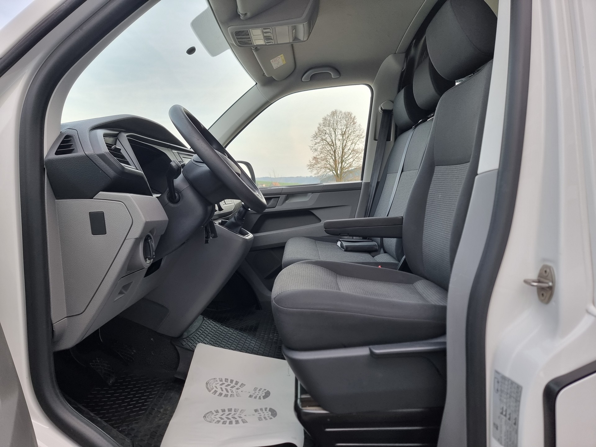 VW T6.1 2.0 TDI-image-3