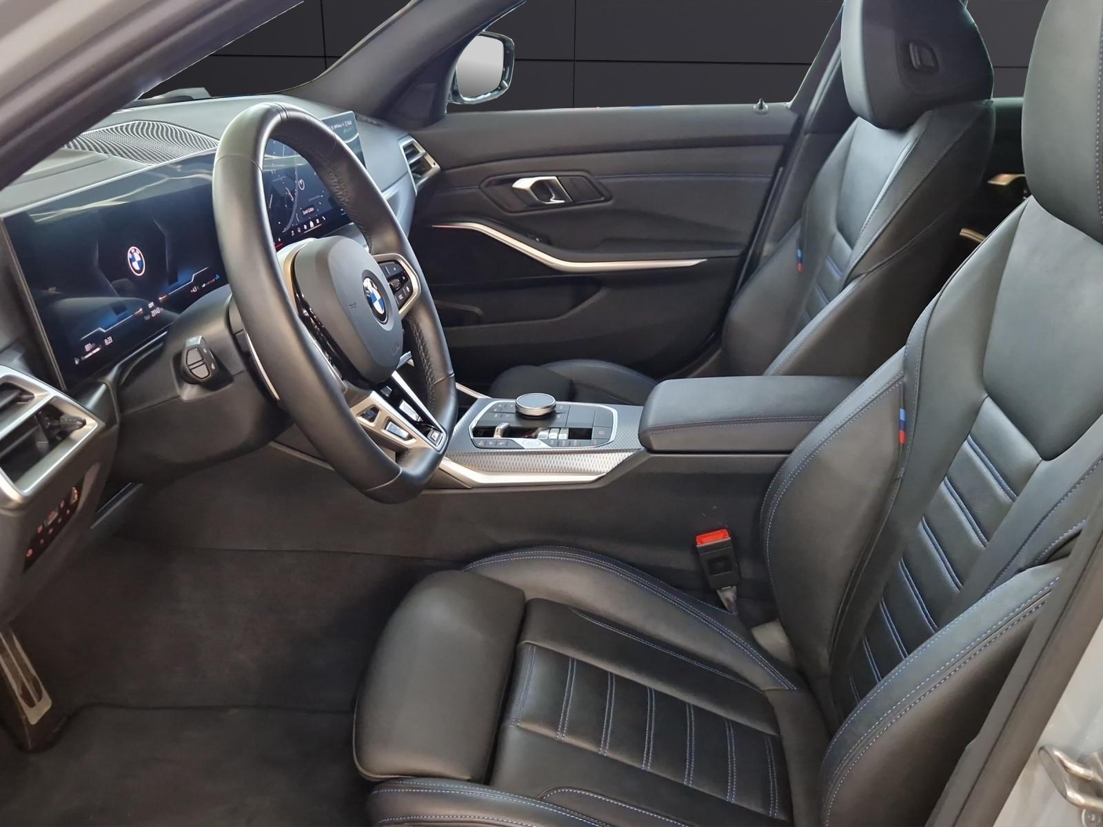 BMW 320d xDrive Touring-image-10