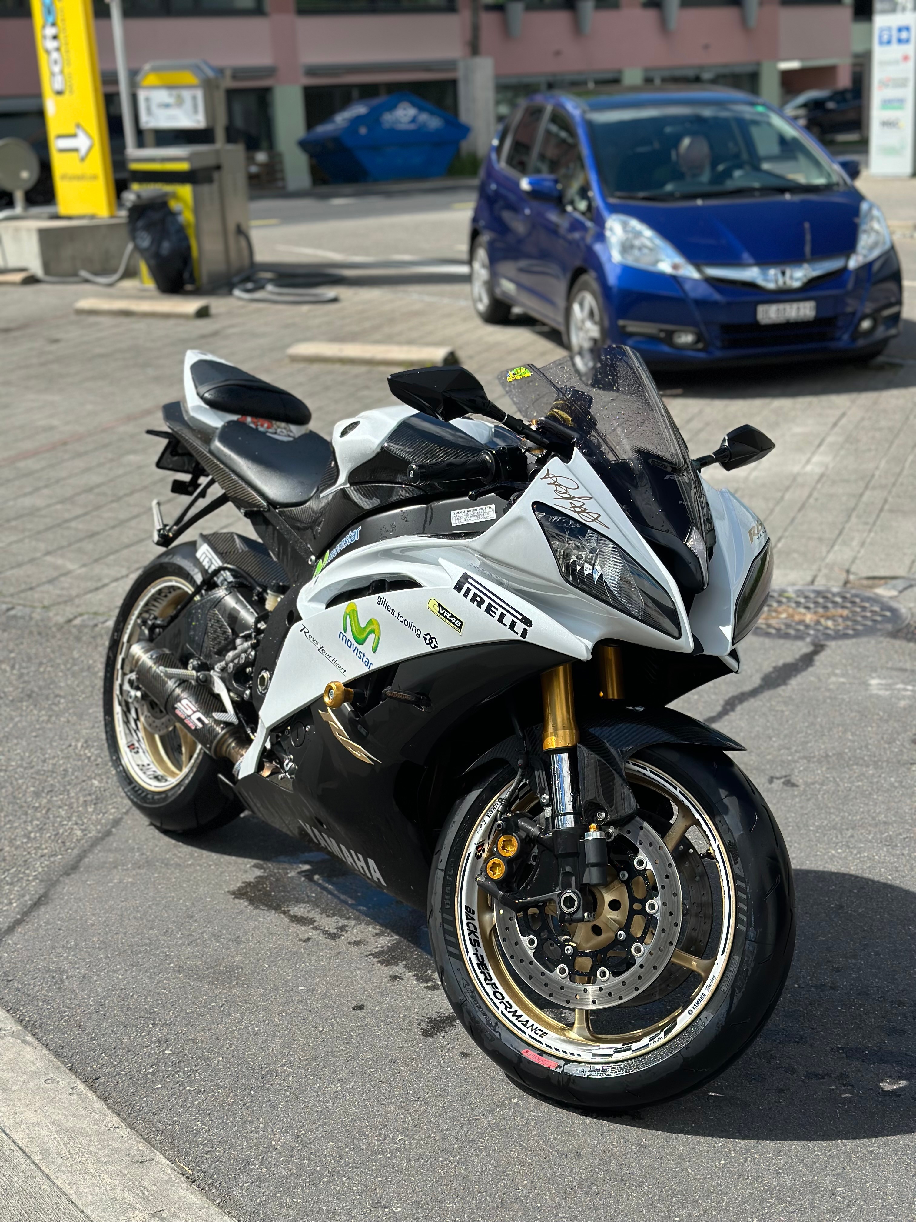 Car photo
