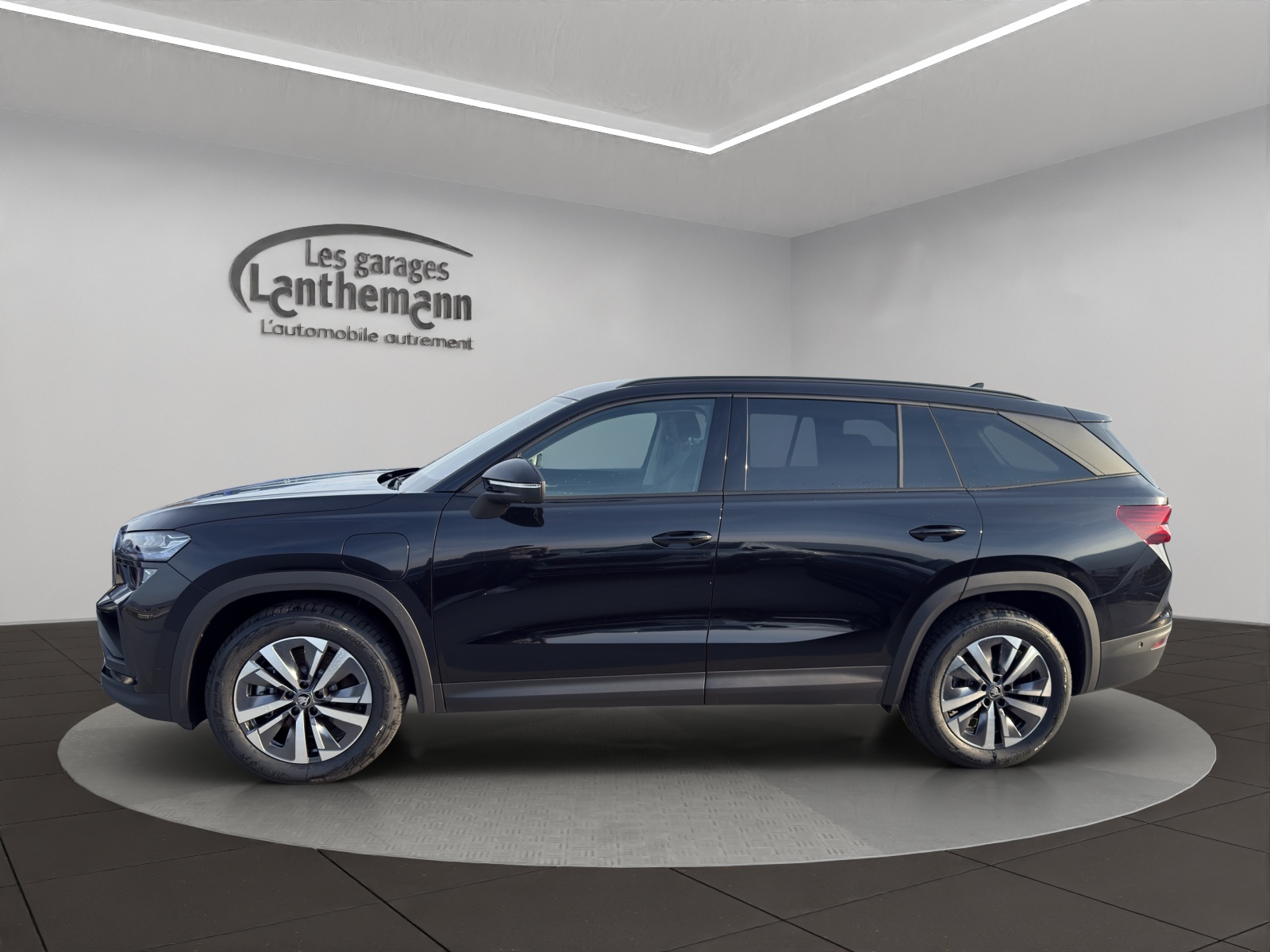 SKODA Kodiaq 1.5 TSI PHEV Dynamic-image-1