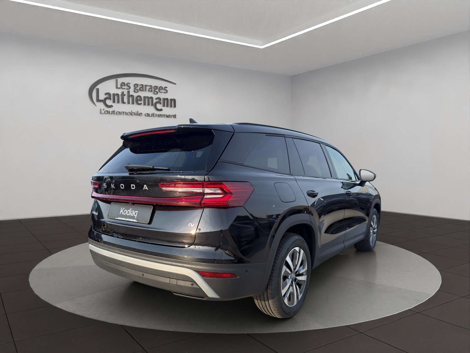 SKODA Kodiaq 1.5 TSI PHEV Dynamic-image-4