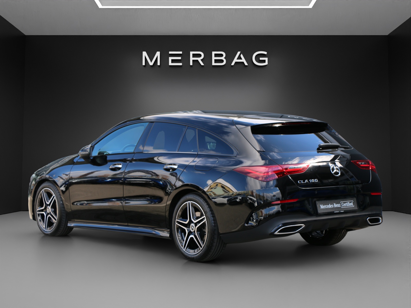 MERCEDES-BENZ CLA SB 180 7G-DCT-image-2