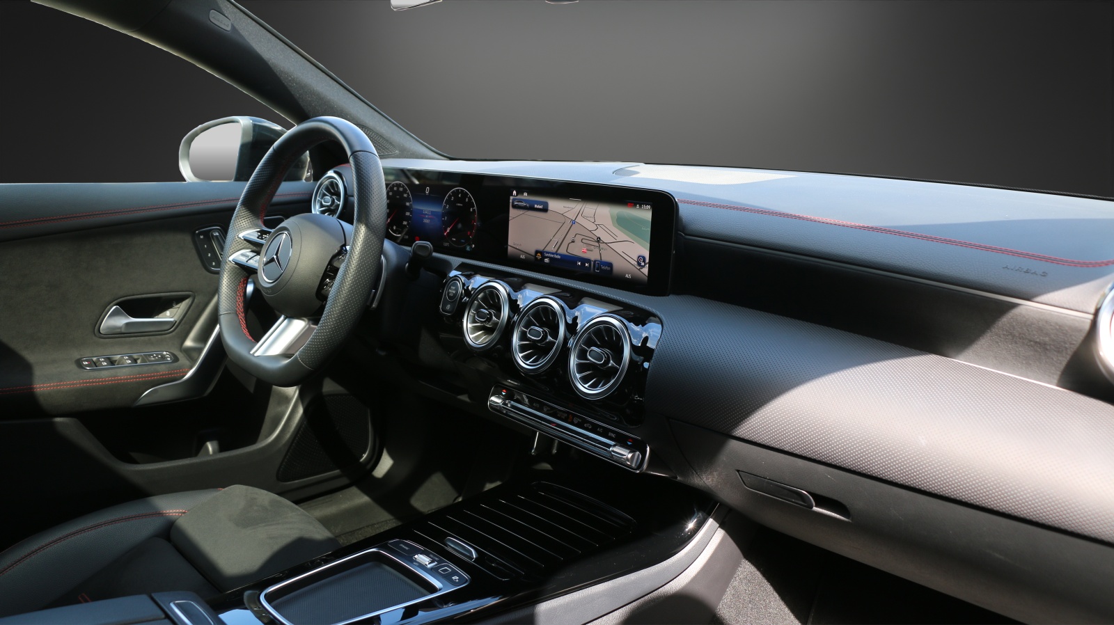 MERCEDES-BENZ CLA SB 180 7G-DCT-image-6