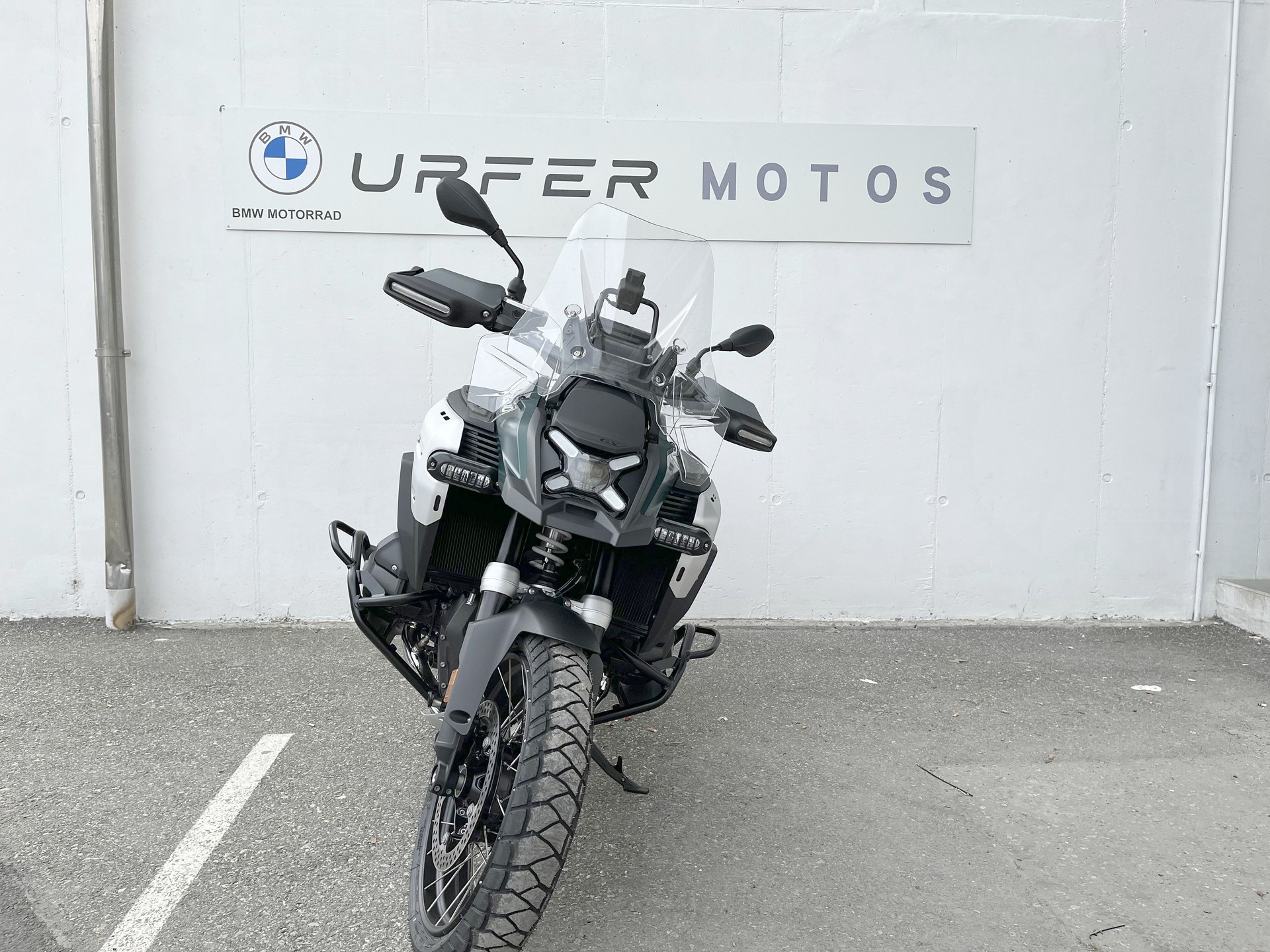 BMW R 1300 GS Adventure-showroom-element-3