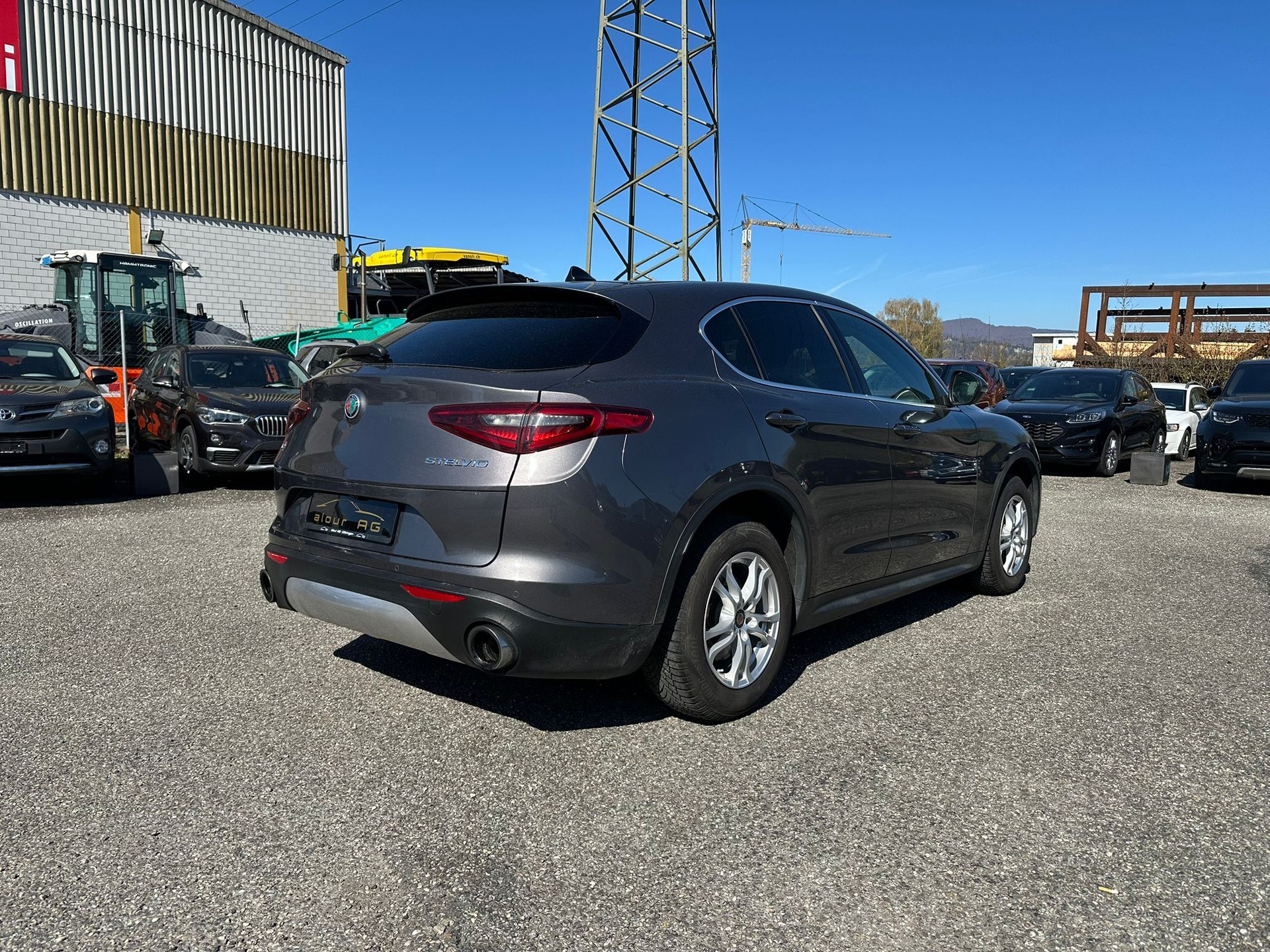 ALFA ROMEO Stelvio 2.0 Executive Q4 Automatic-image-4