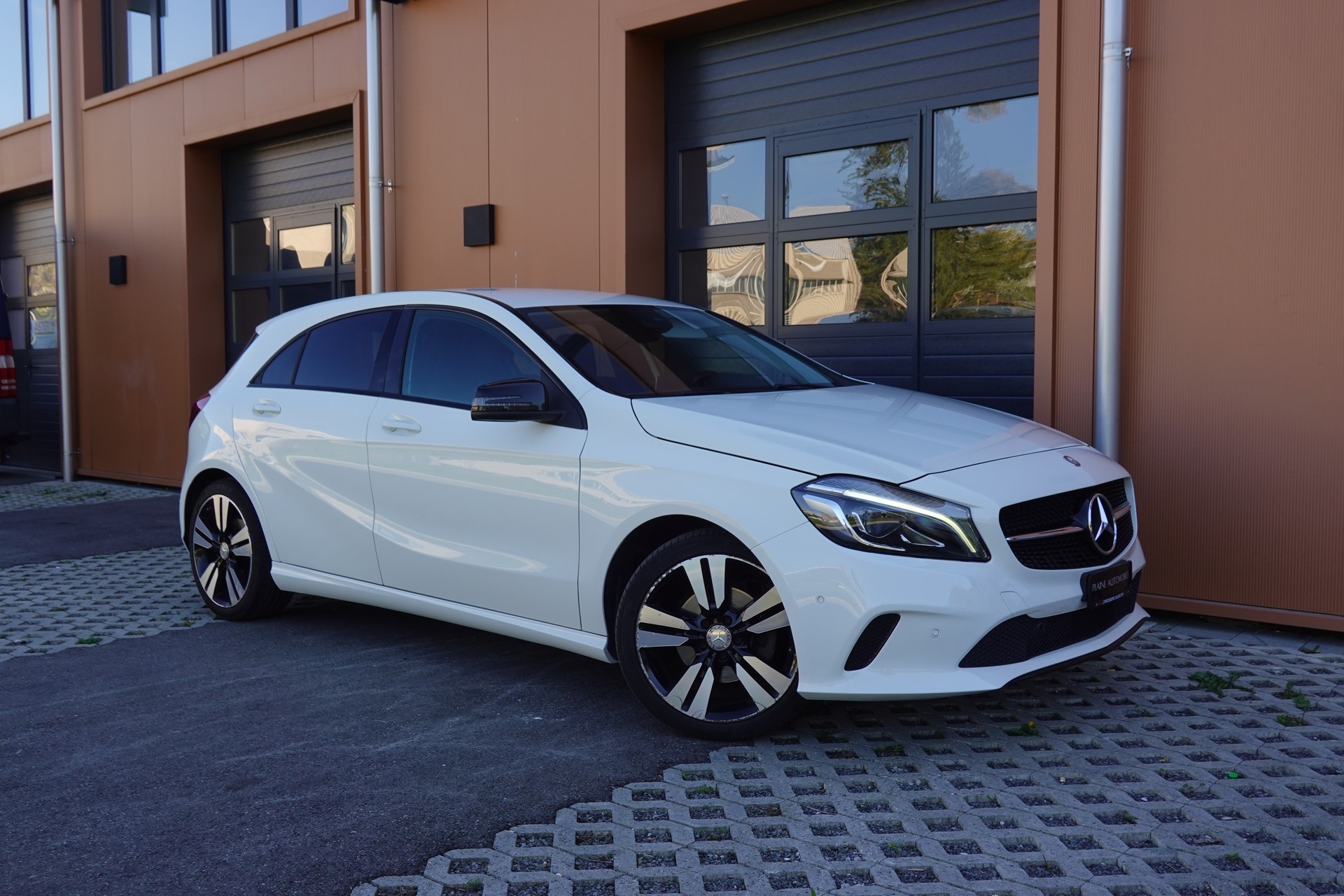 MERCEDES-BENZ A 200 Night Star-image-6