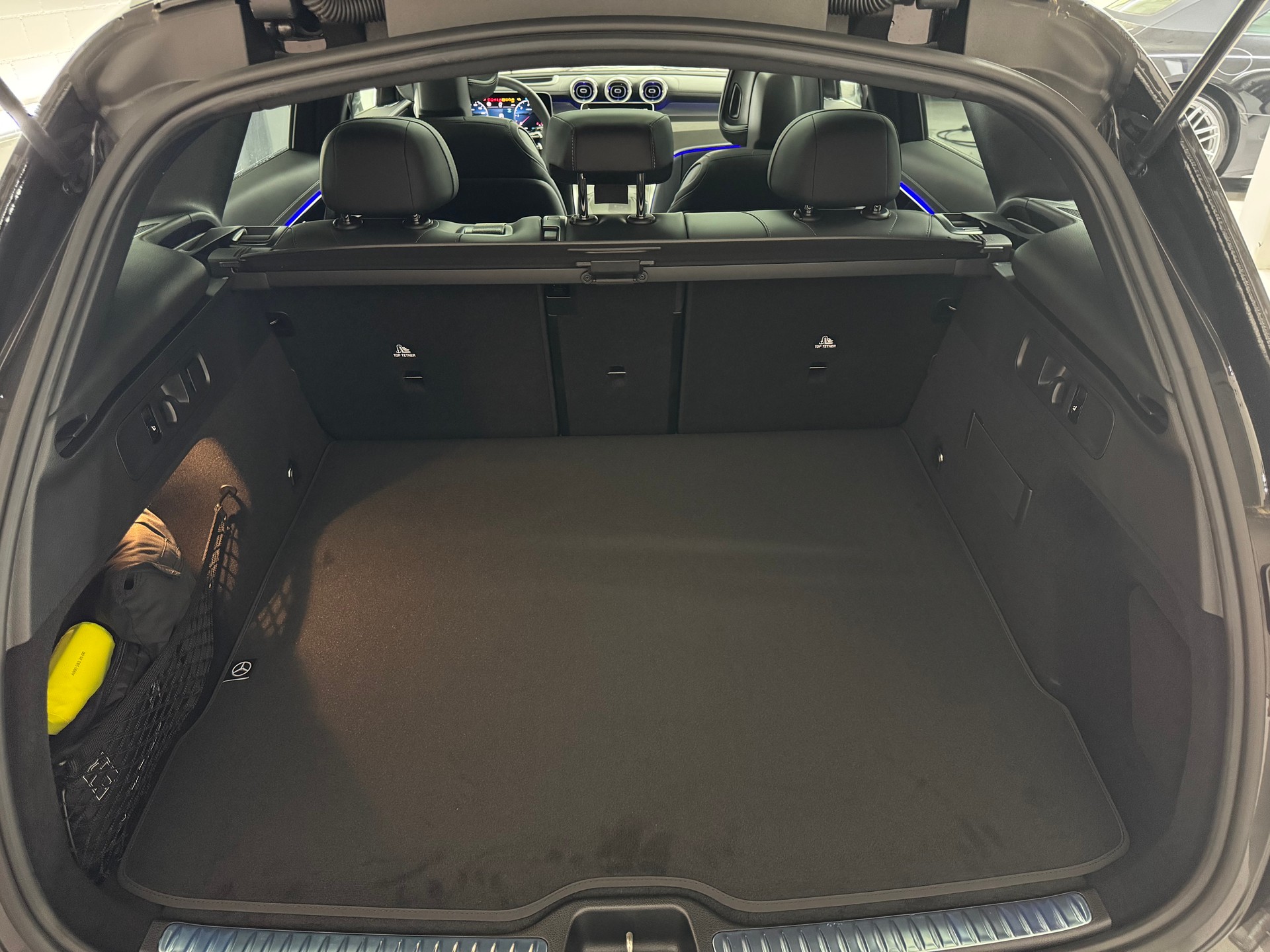MERCEDES-BENZ GLC 220 d 4Matic-image-4