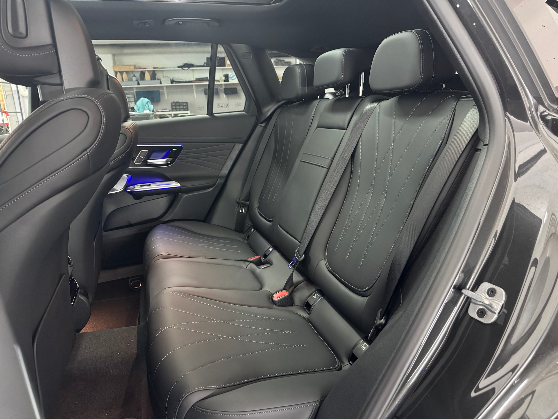 MERCEDES-BENZ GLC 220 d 4Matic-image-12