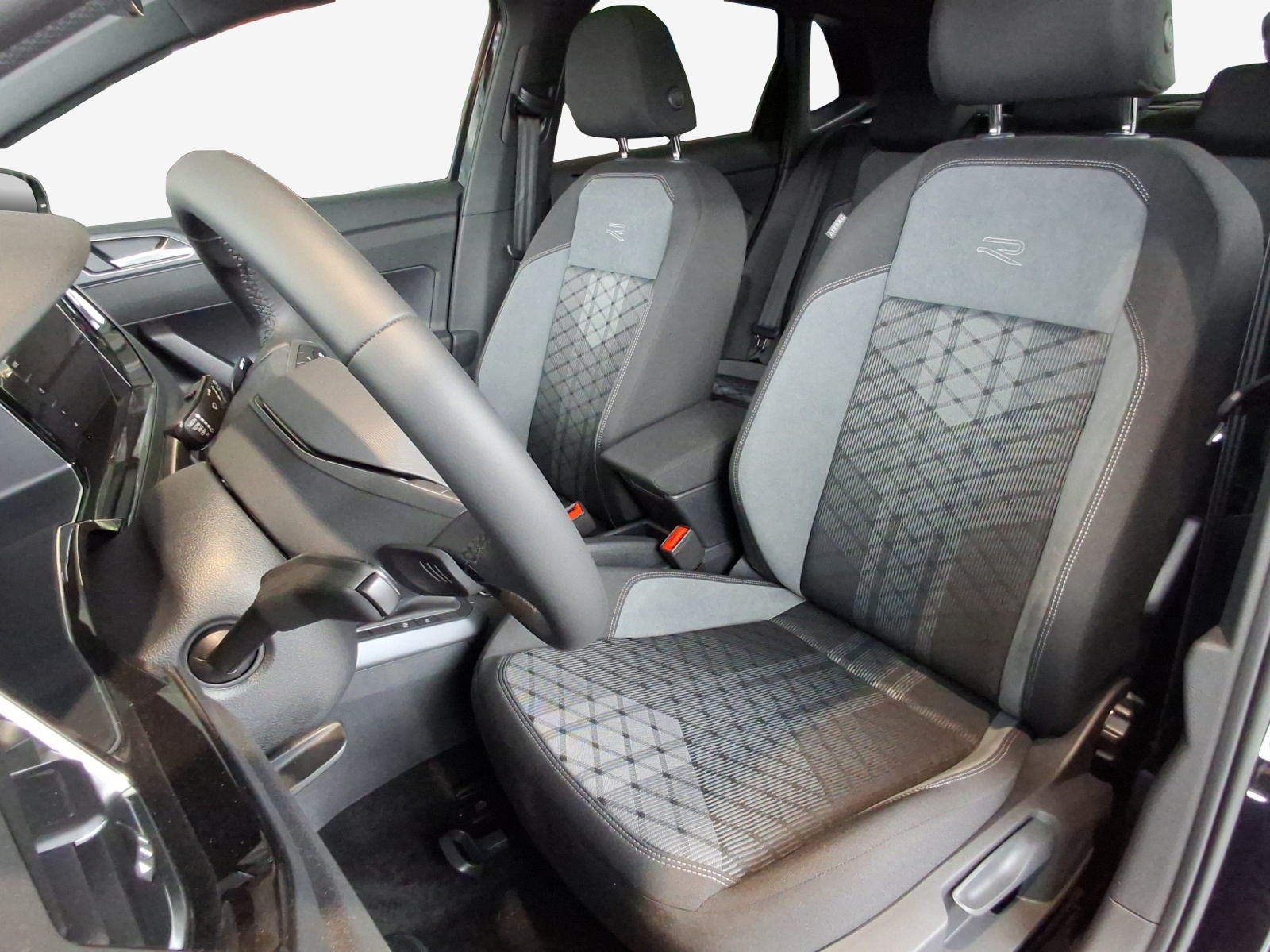VW Polo 1.0 TSI R-Line DSG-image-7