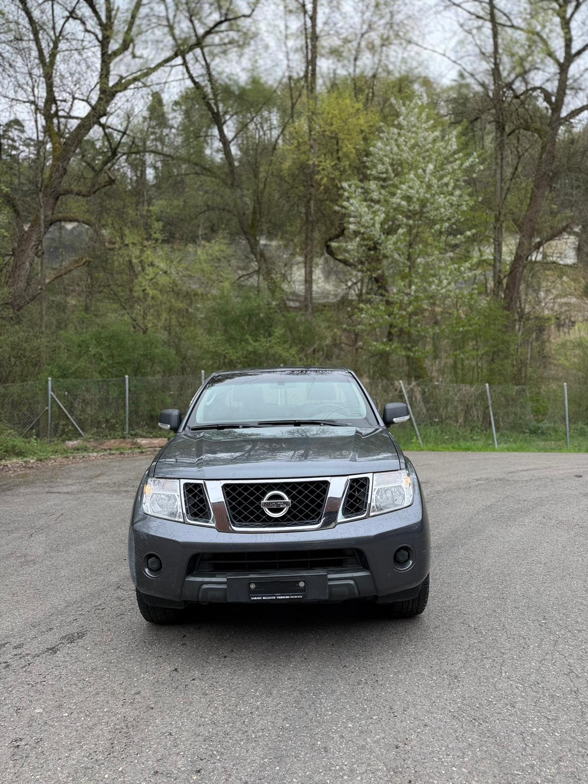 NISSAN Navara King Cab SE 2.5 dCi 4WD-image-0
