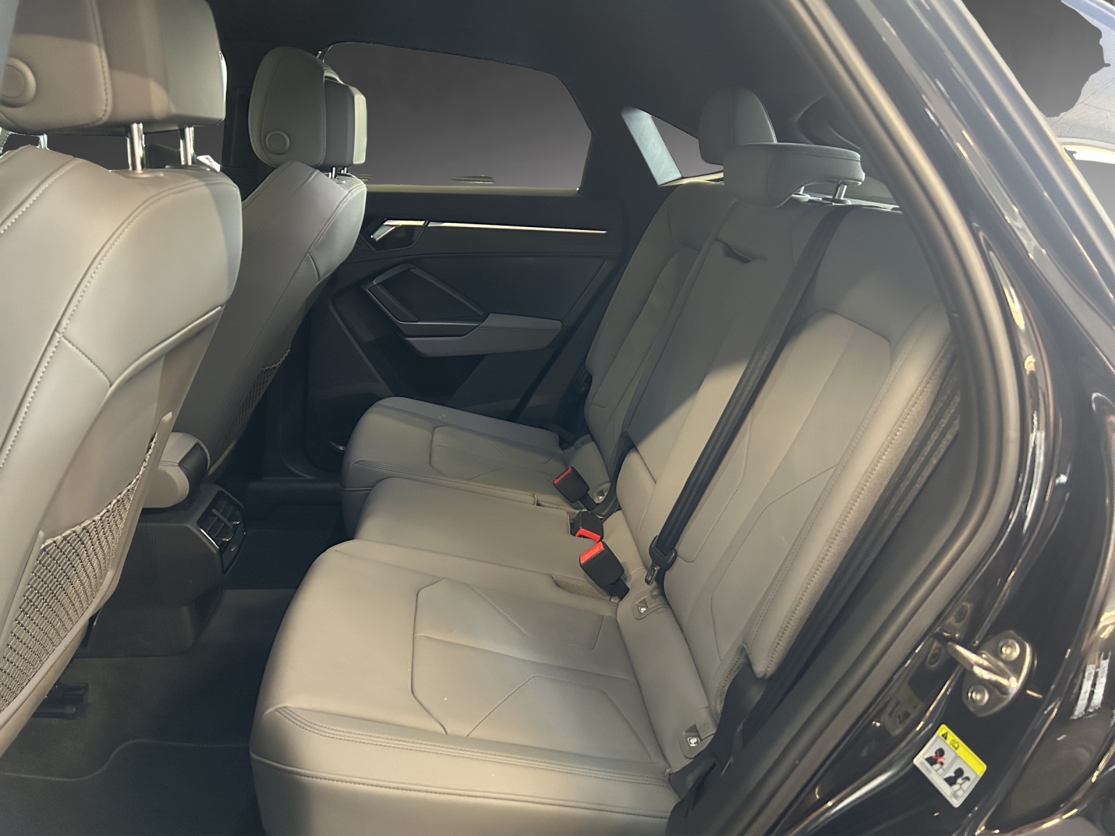 AUDI Q3 Sportback 45 TFSI quattro S-tronic-image-6