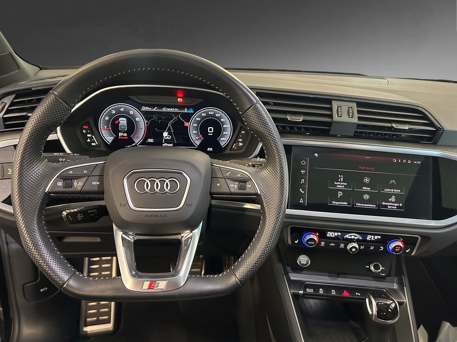 AUDI Q3 Sportback 45 TFSI quattro S-tronic-image-7