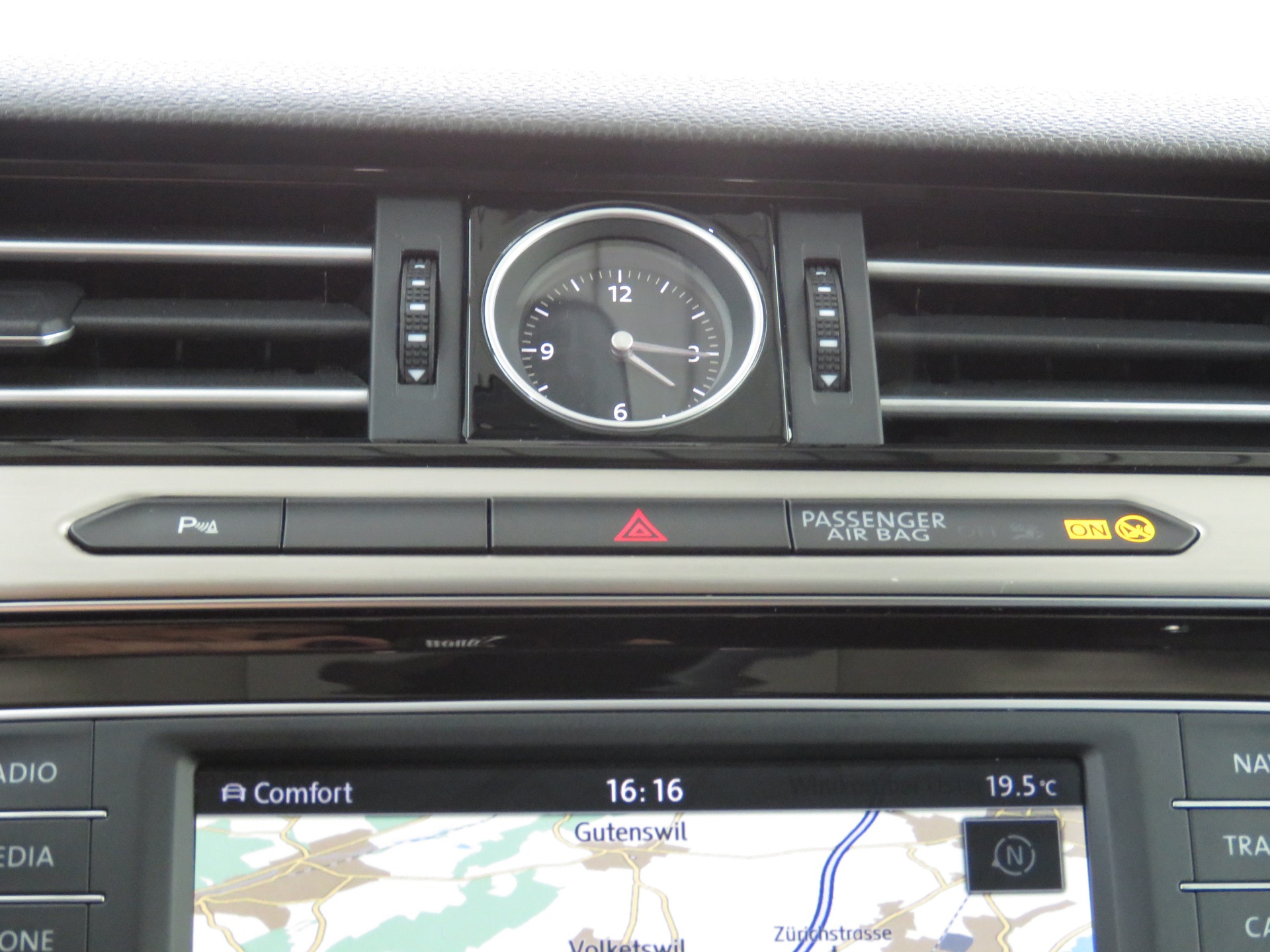 VW Passat Variant 2.0 TDI BMT High. DSG 4-Motion (Automat)-image-17