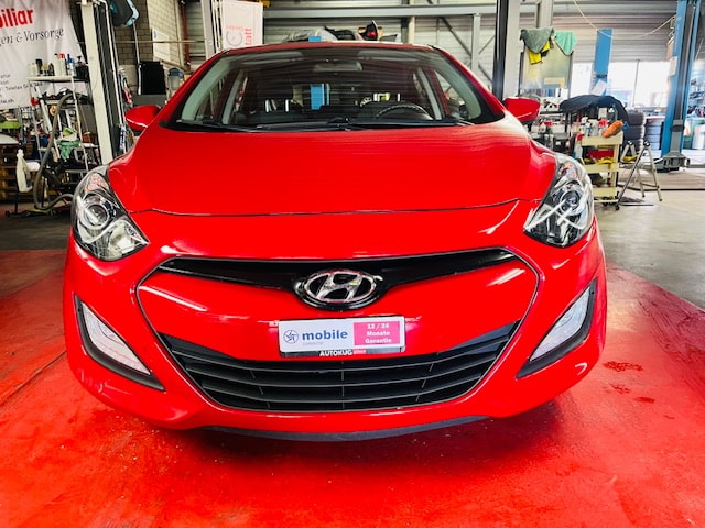 HYUNDAI i30 1.4 Comfort-image-4
