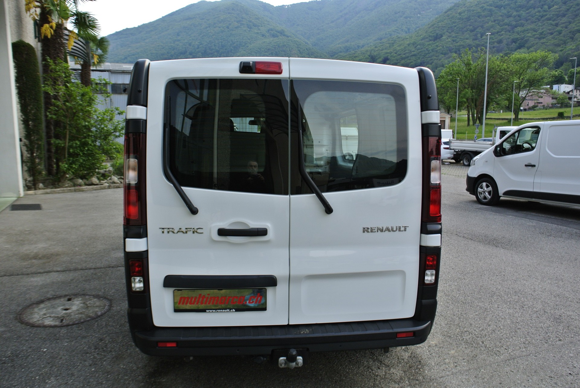 RENAULT Trafic 2.0 Energy dCi 120 3.5t Business L2H1-image-7