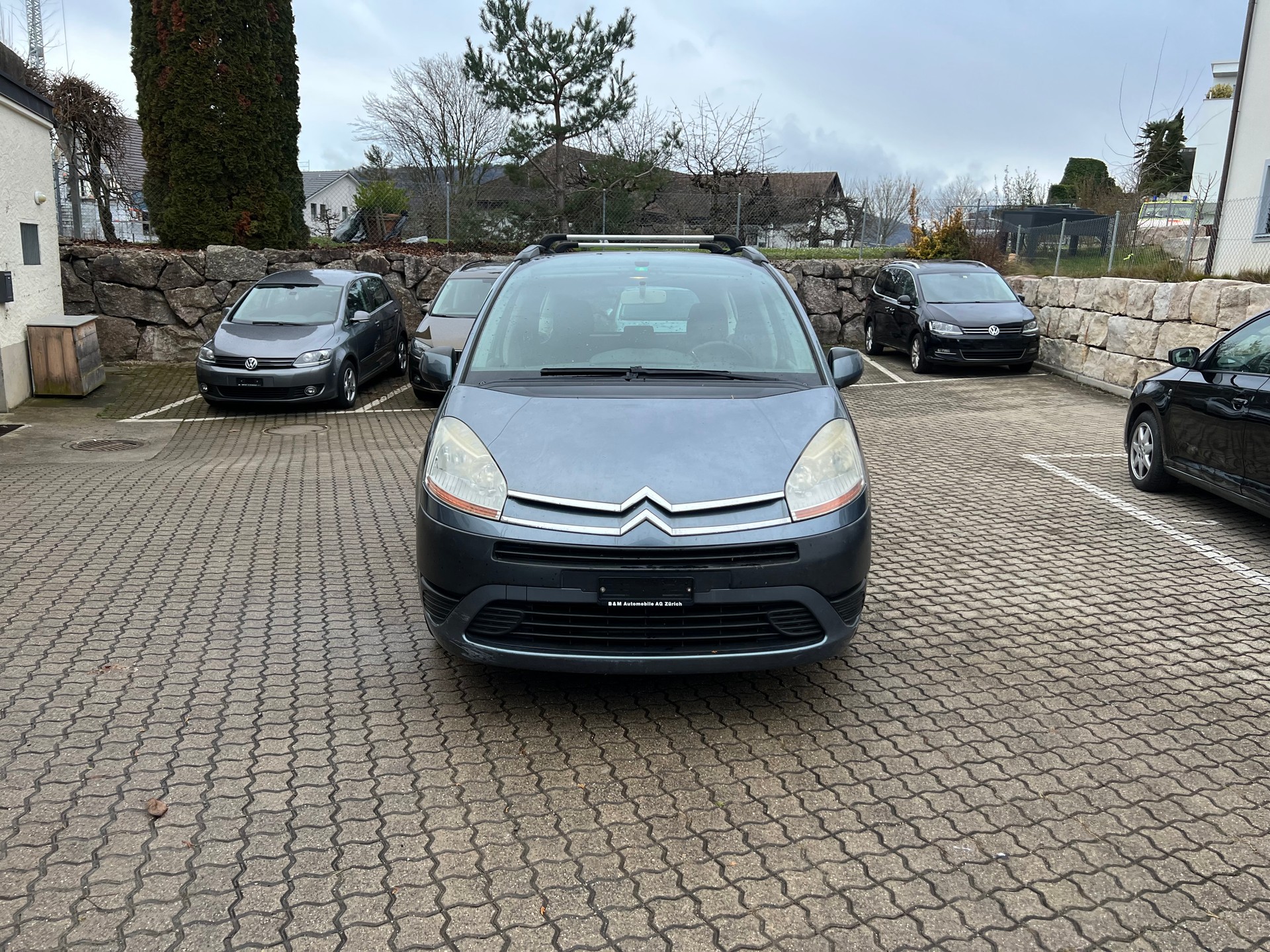CITROEN Grand C4 Picasso 2.0i 16V Dynamique-image-0