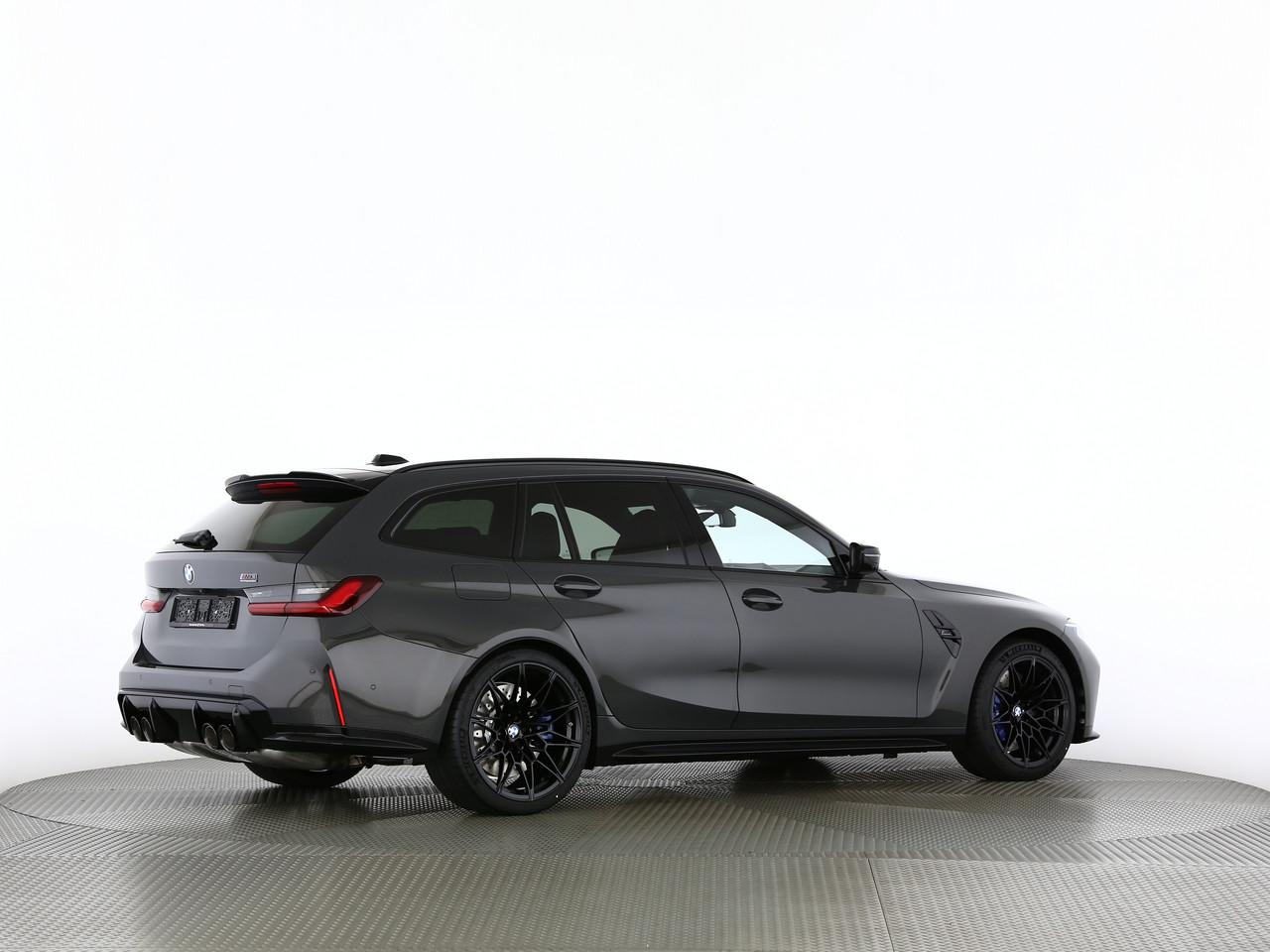 BMW M3 Competition xDrive Touring-image-13