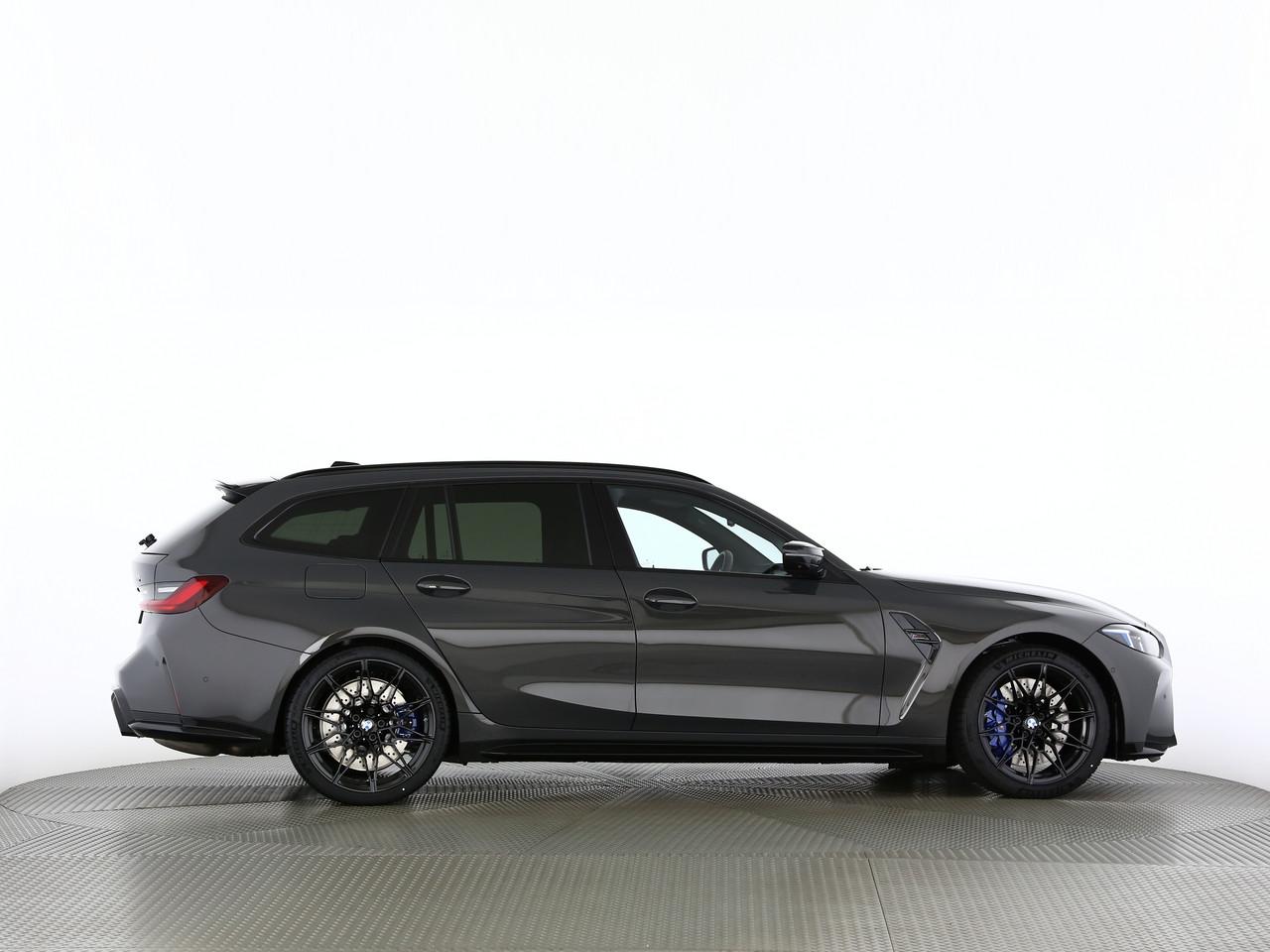 BMW M3 Competition xDrive Touring-image-15