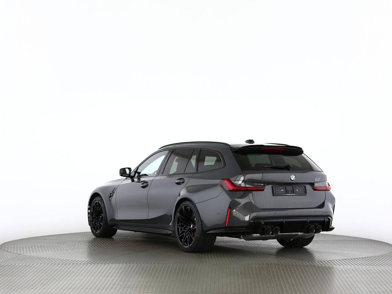 BMW M3 Competition xDrive Touring-image-8