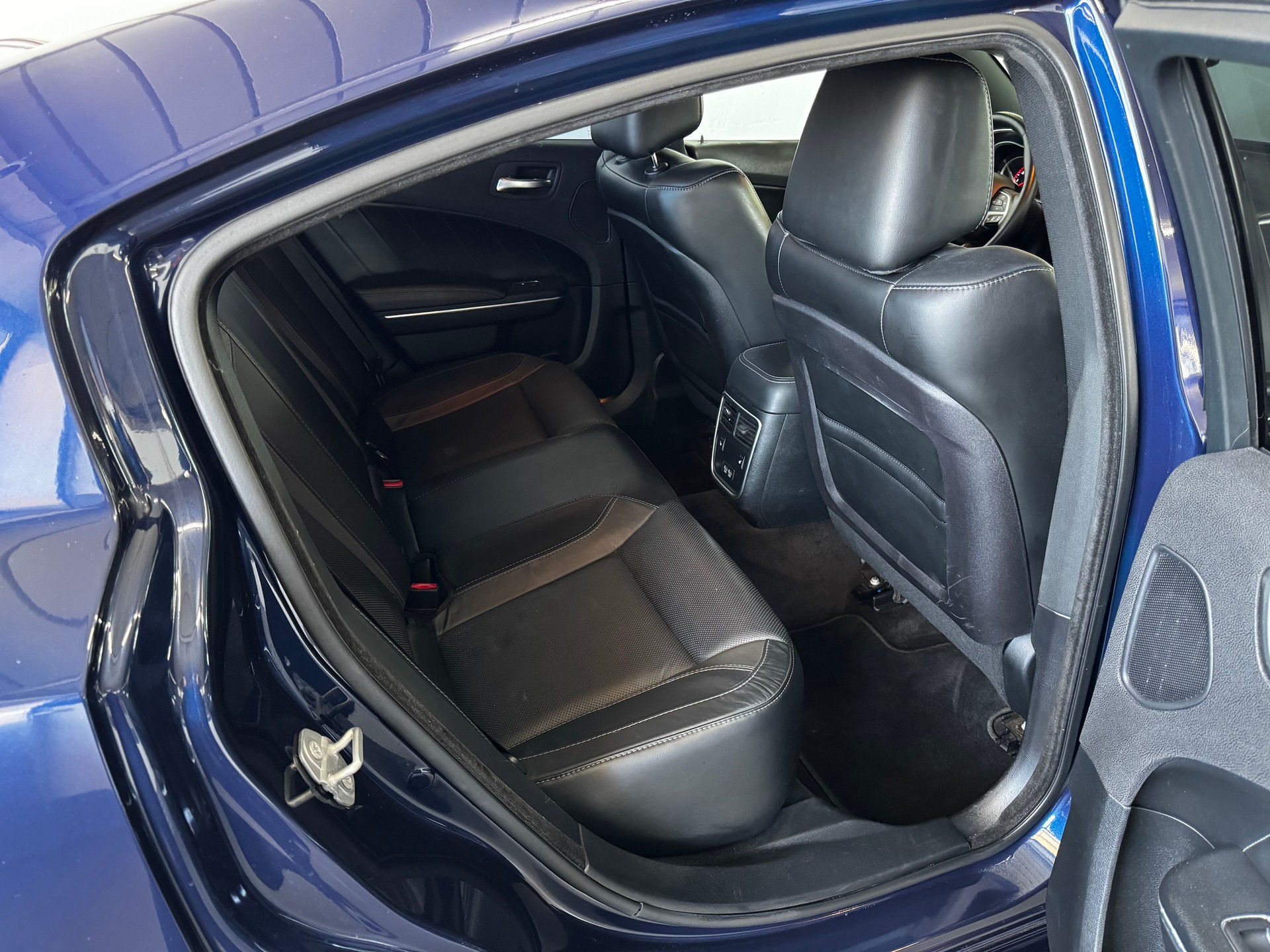 DODGE SXT Rally 3.6 AWD-image-23
