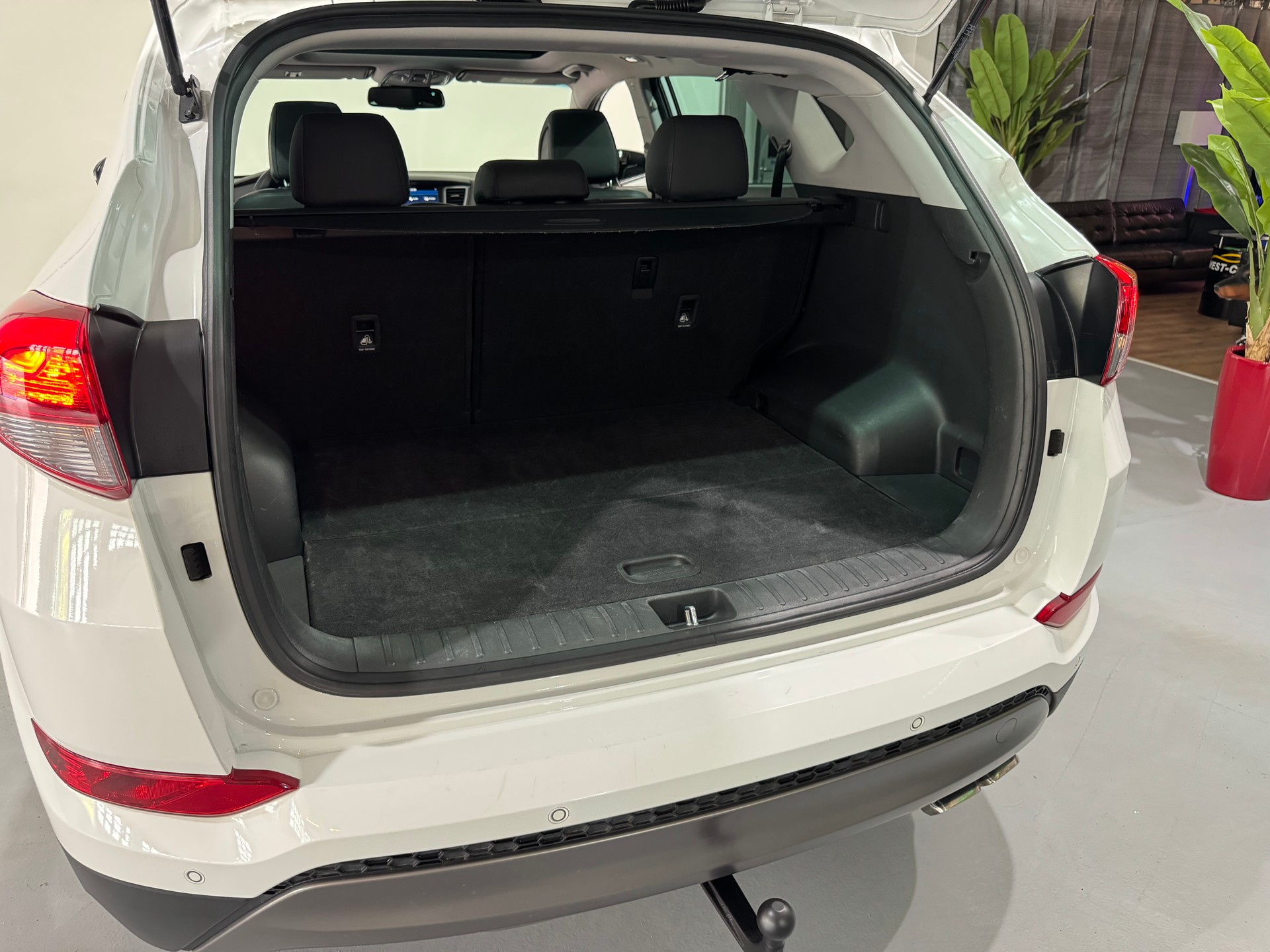 HYUNDAI Tucson 2.0 CRDI Vertex 4WD Automatic-image-14