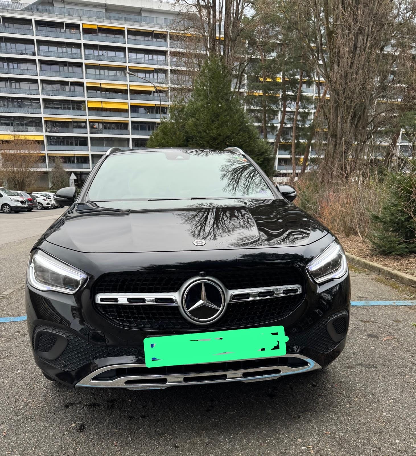 MERCEDES-BENZ GLA 250 Style 4matic-image-1