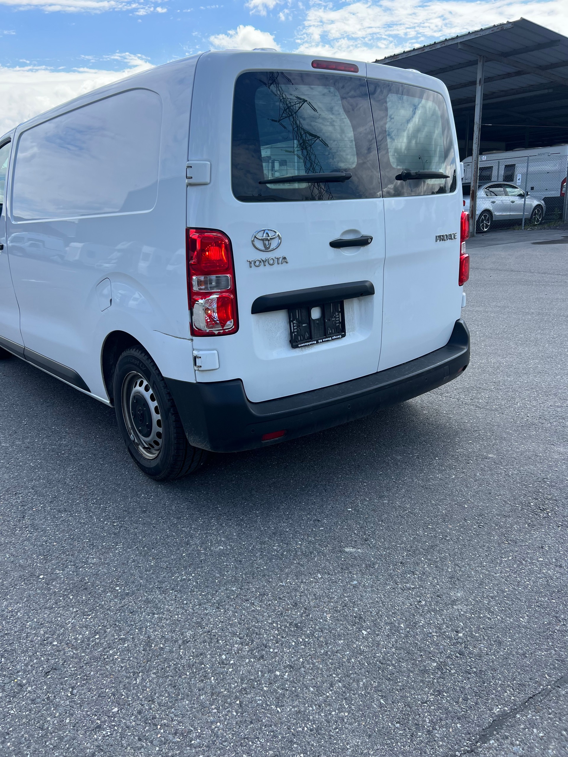 TOYOTA Proace 2.0D Panel Van Medium Comfort-image-3