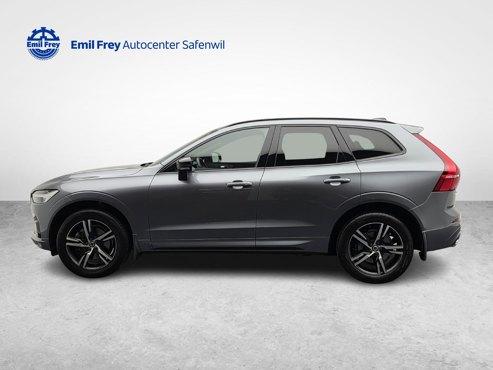 VOLVO XC60 2.0 B5 MH R-Design AWD-image-1