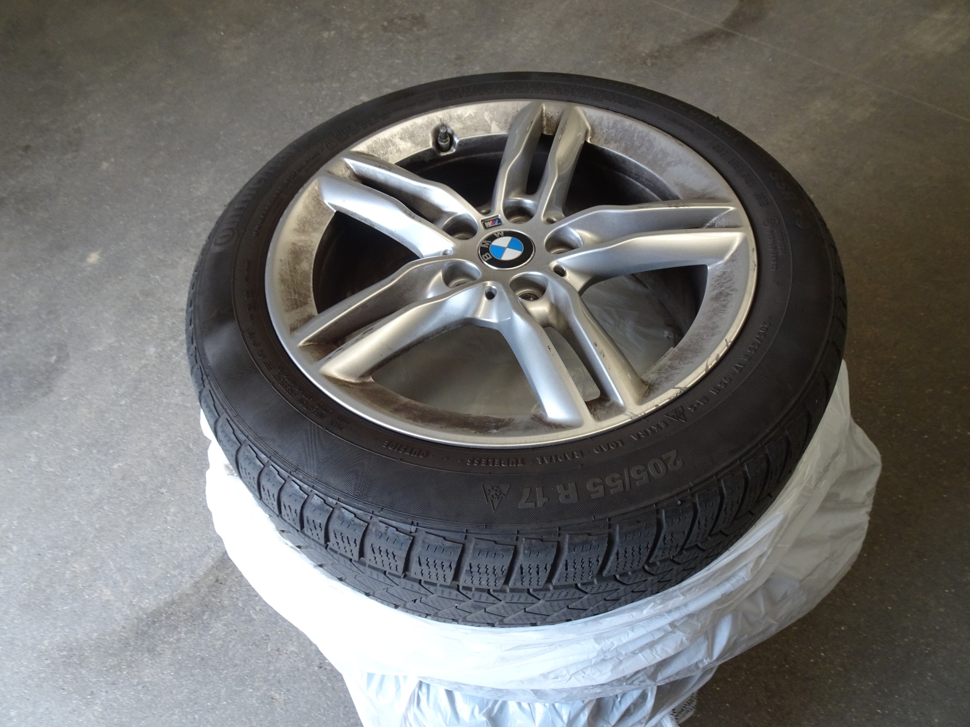 BMW 220i Gran Tourer DKG Sport Line-image-14