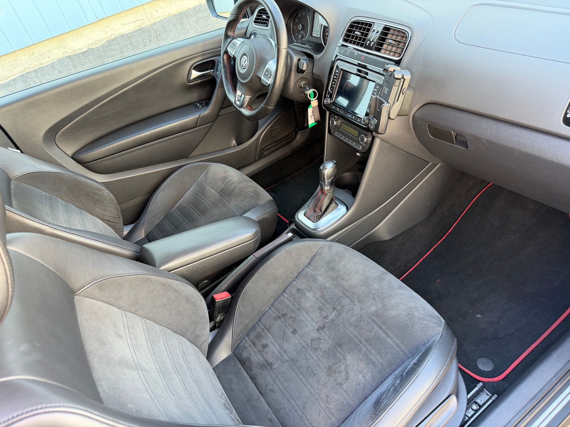 VW Polo 1.4 TSI GTI DSG-image-12