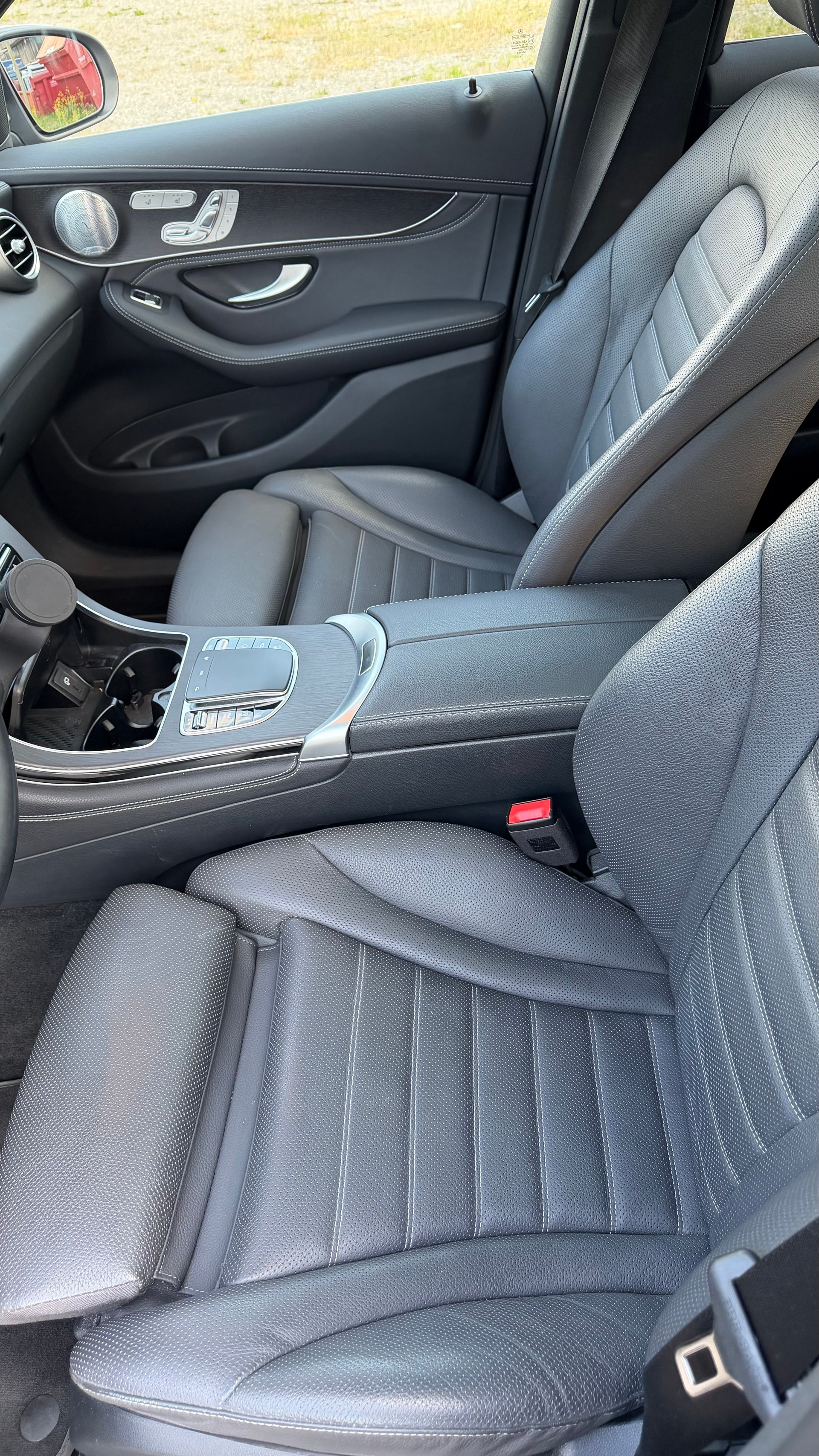 MERCEDES-BENZ GLC 300 e 4m-image-9