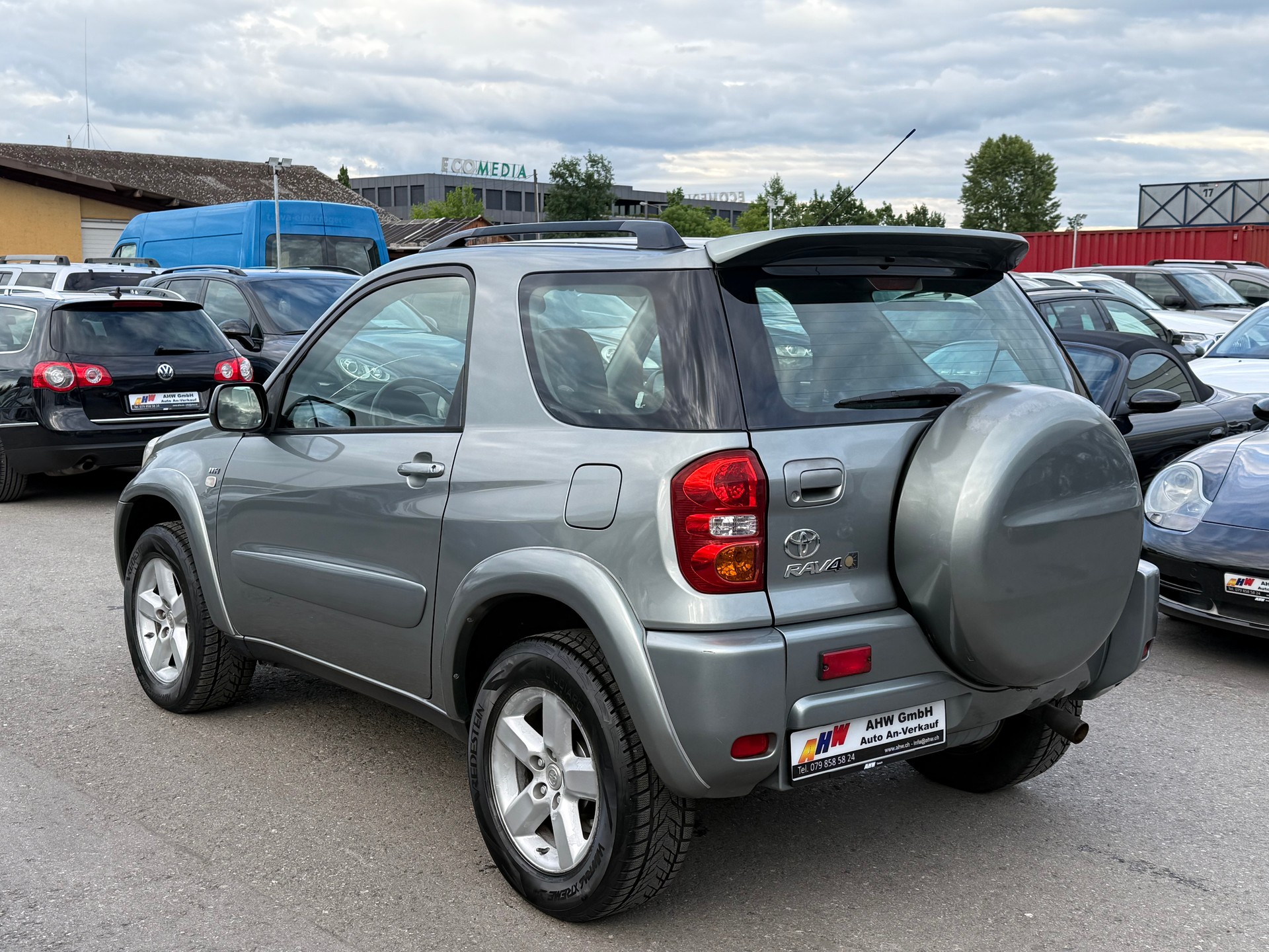 TOYOTA RAV-4 2.0 16V Linea Sol AUTOMAT / NUR 75'000km / 3 TÜRER / FACELIFT / FRISCH AB MFK-image-5