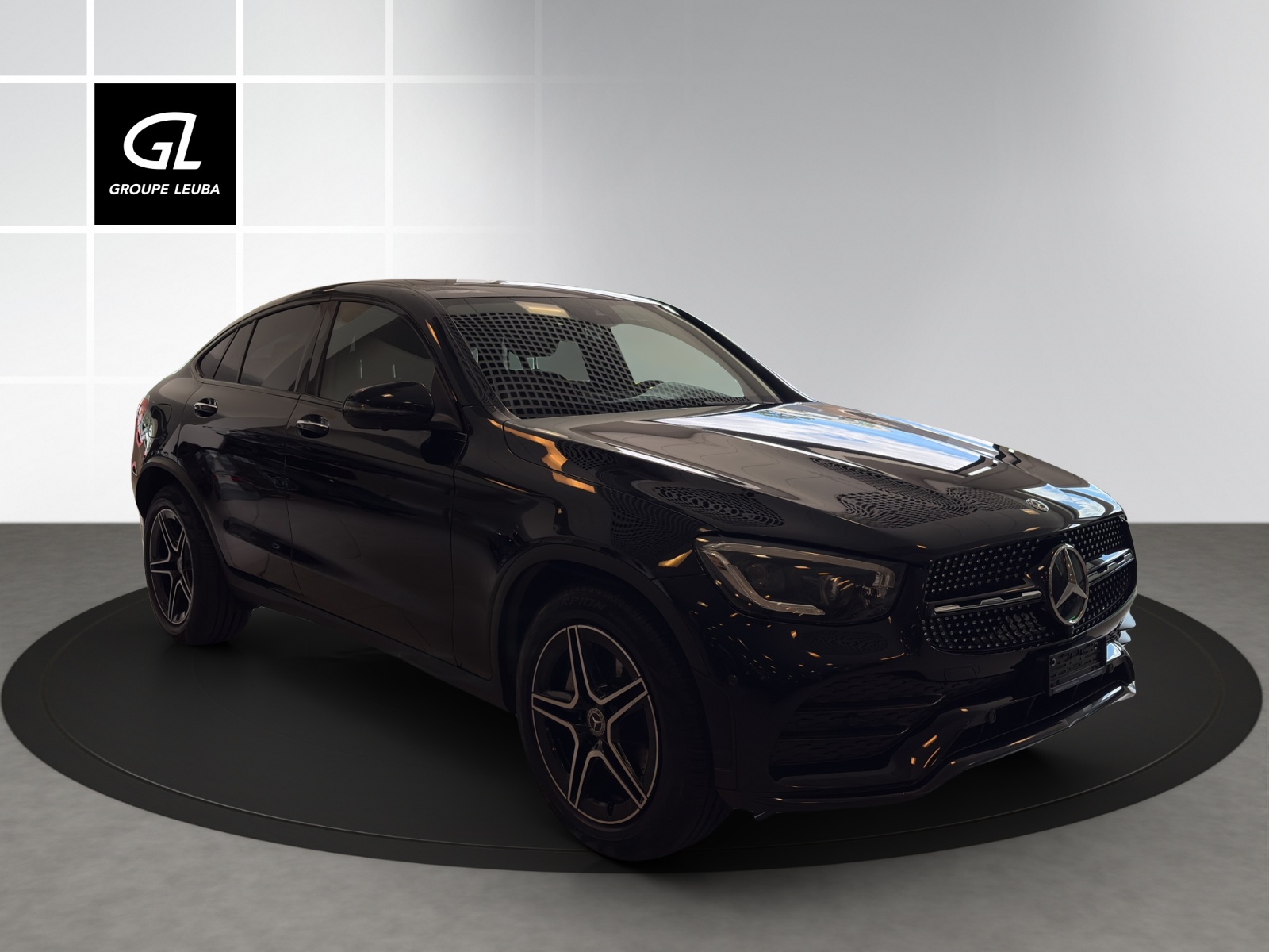 MERCEDES-BENZ GLC 200 AMG Line 4Matic 9G-Tronic-image-0