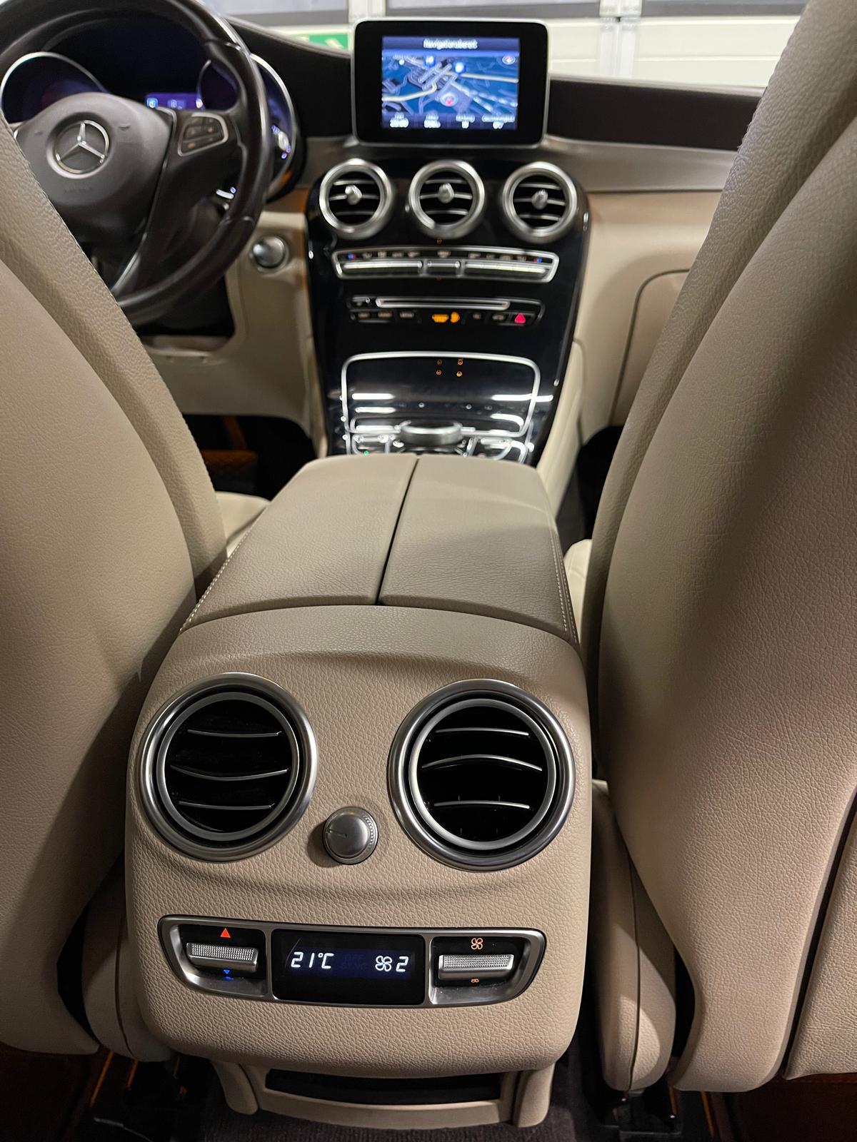MERCEDES-BENZ GLC 250 d 4m Coupé-image-14
