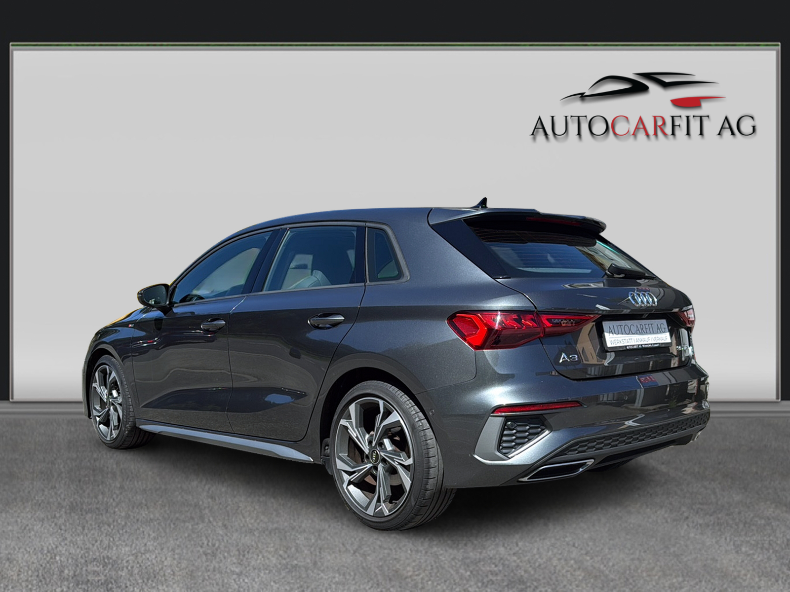 AUDI A3 Sportback 35 TFSI S line Attraction S-tronic-image-3