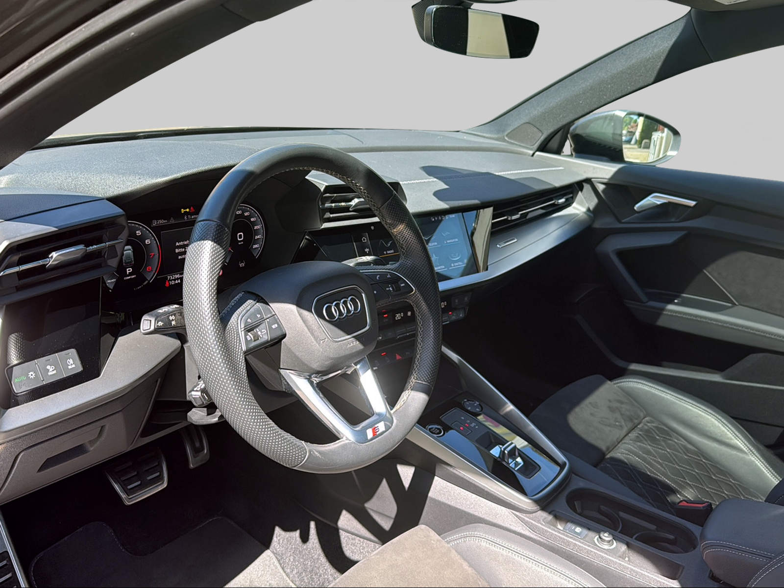 AUDI A3 Sportback 35 TFSI S line Attraction S-tronic-image-6