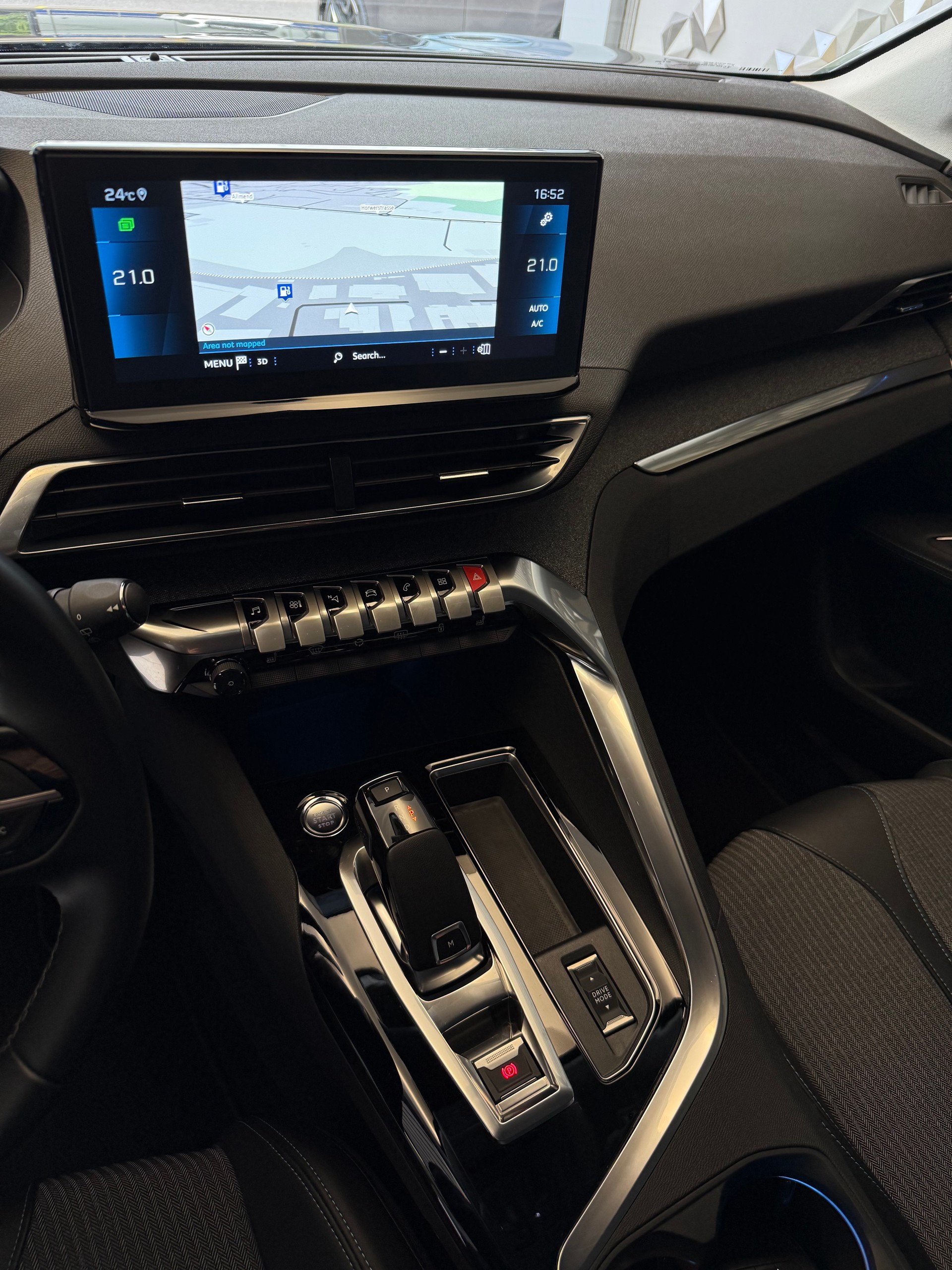 PEUGEOT 3008 1.5 BlueHDi Allure Pack EAT8-image-6