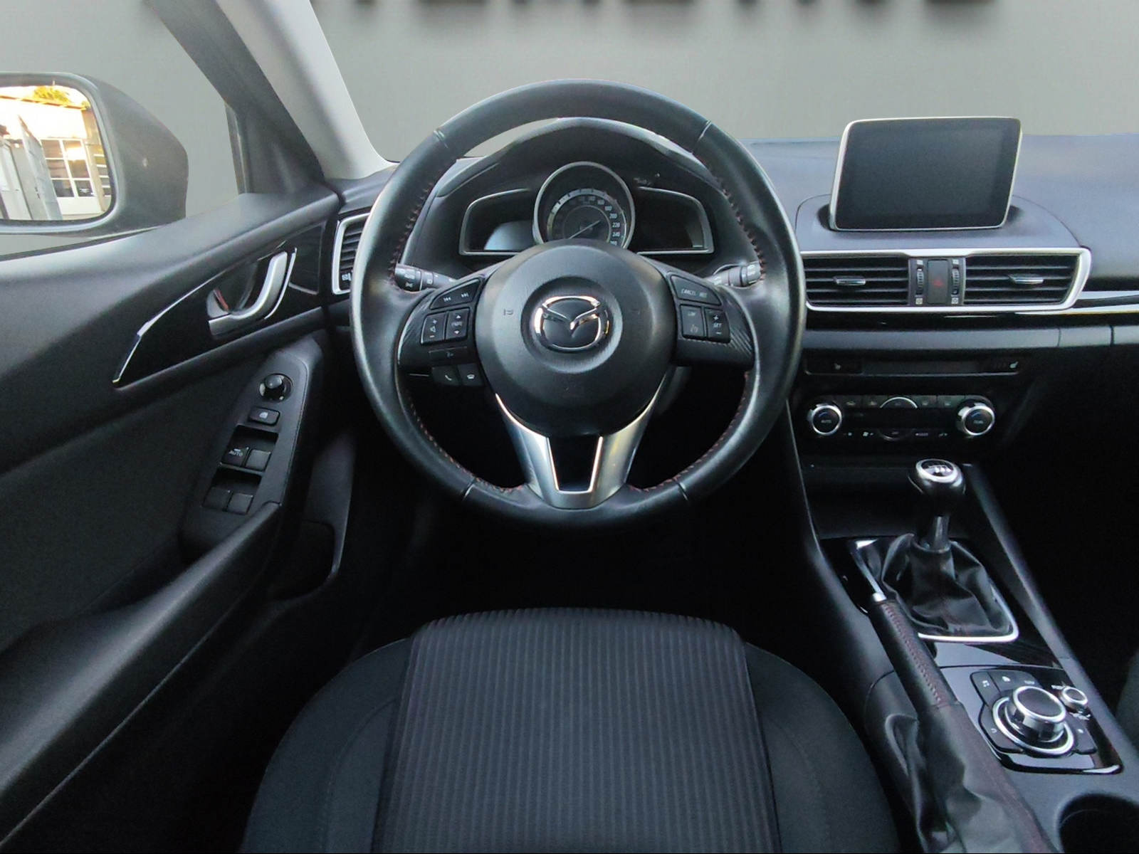 MAZDA 3 1.5 16V Ambition-image-10